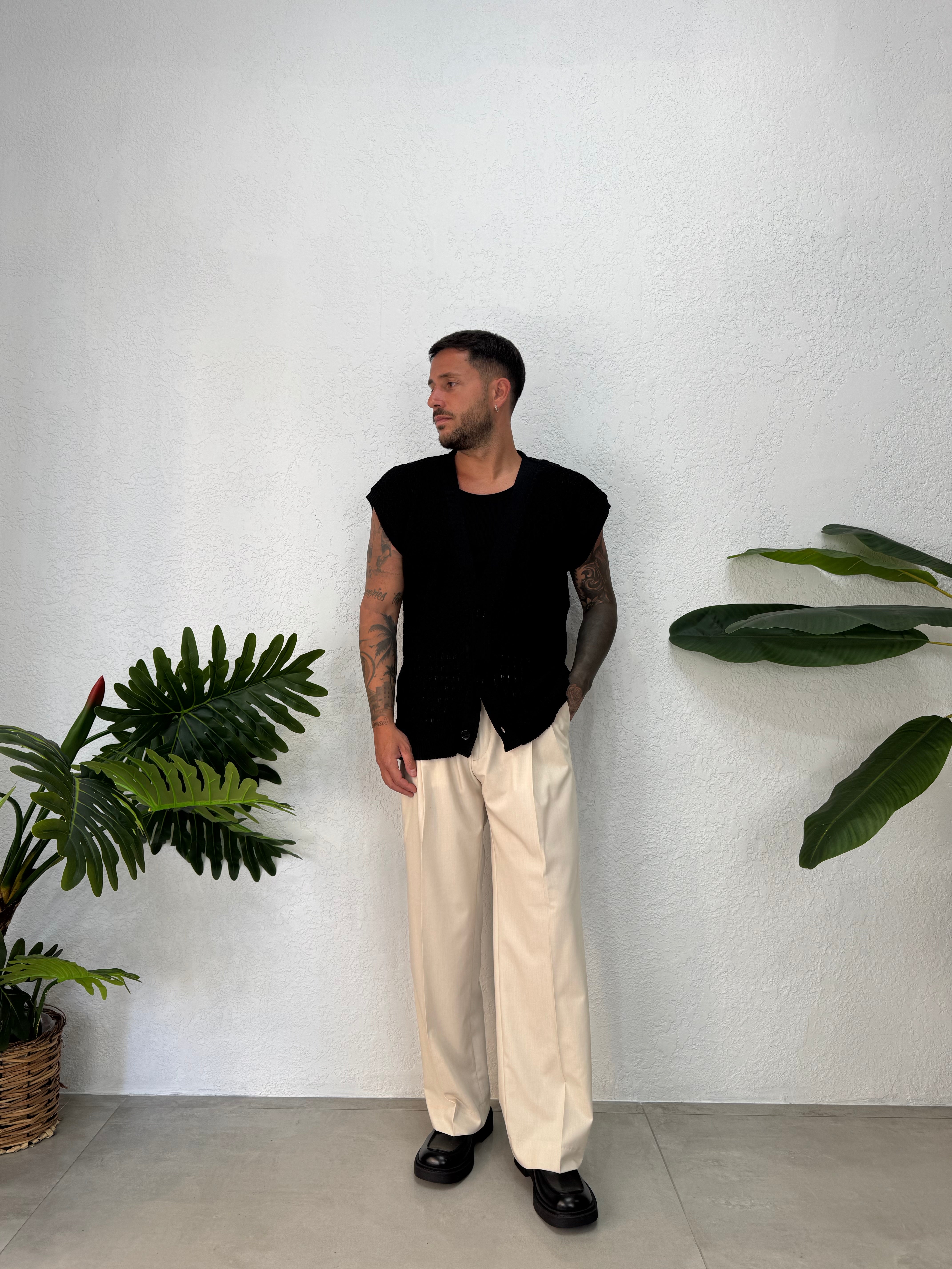 Cardigan Smanicato in Filo