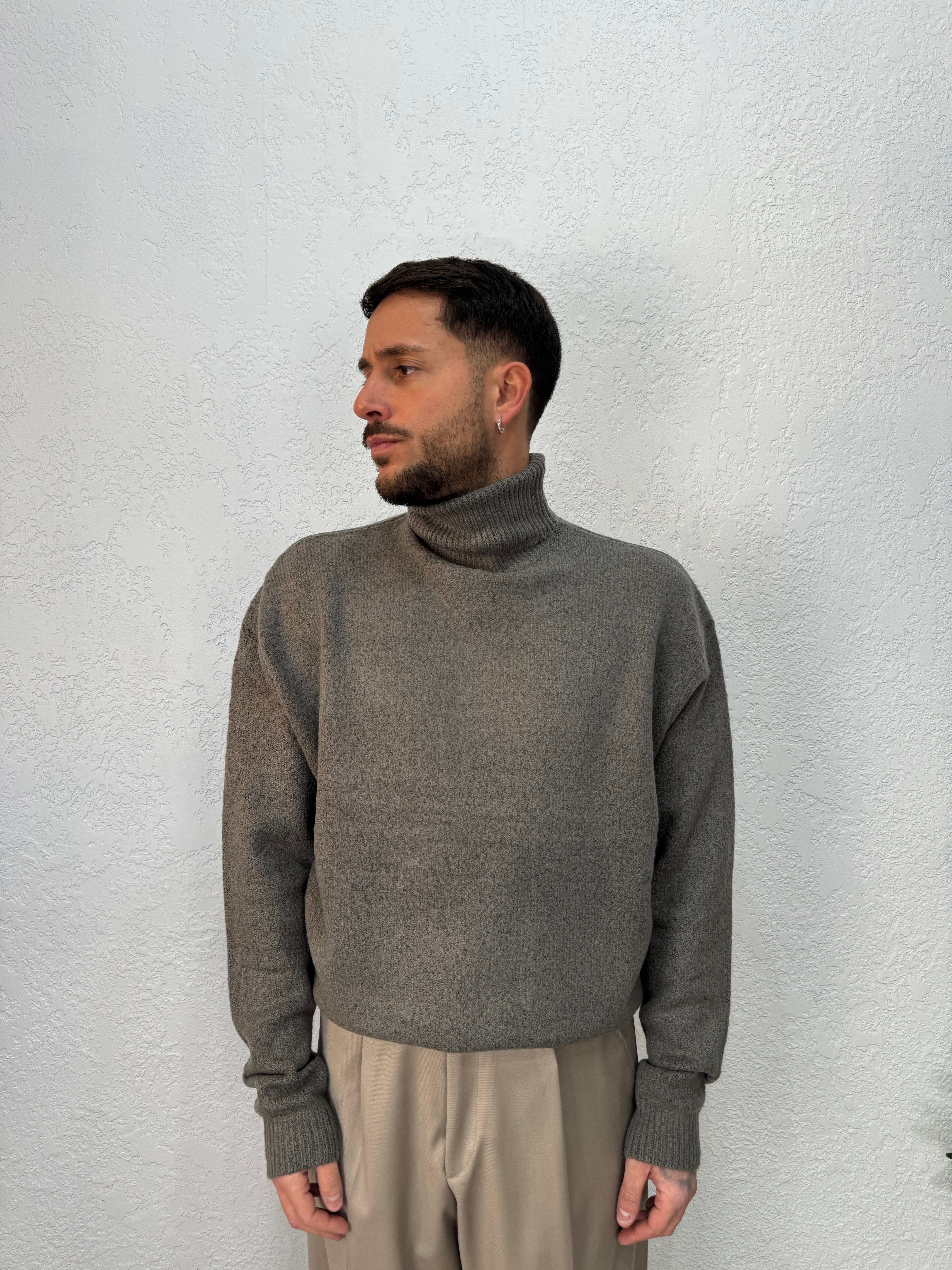 MAGLIONE COLLO ALTO LANA MOHAIR