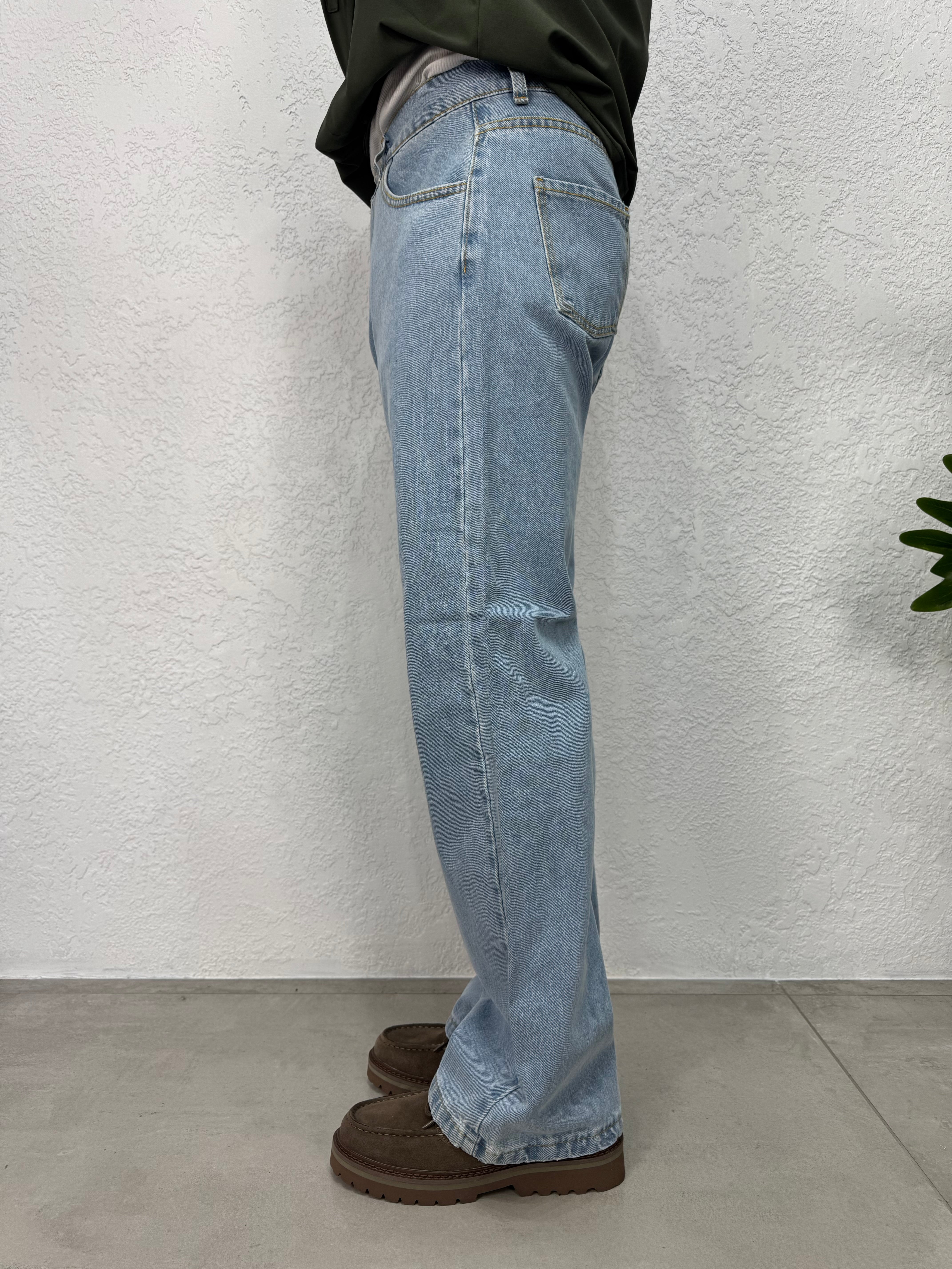 JEANS LAVAGGIO CHIARO