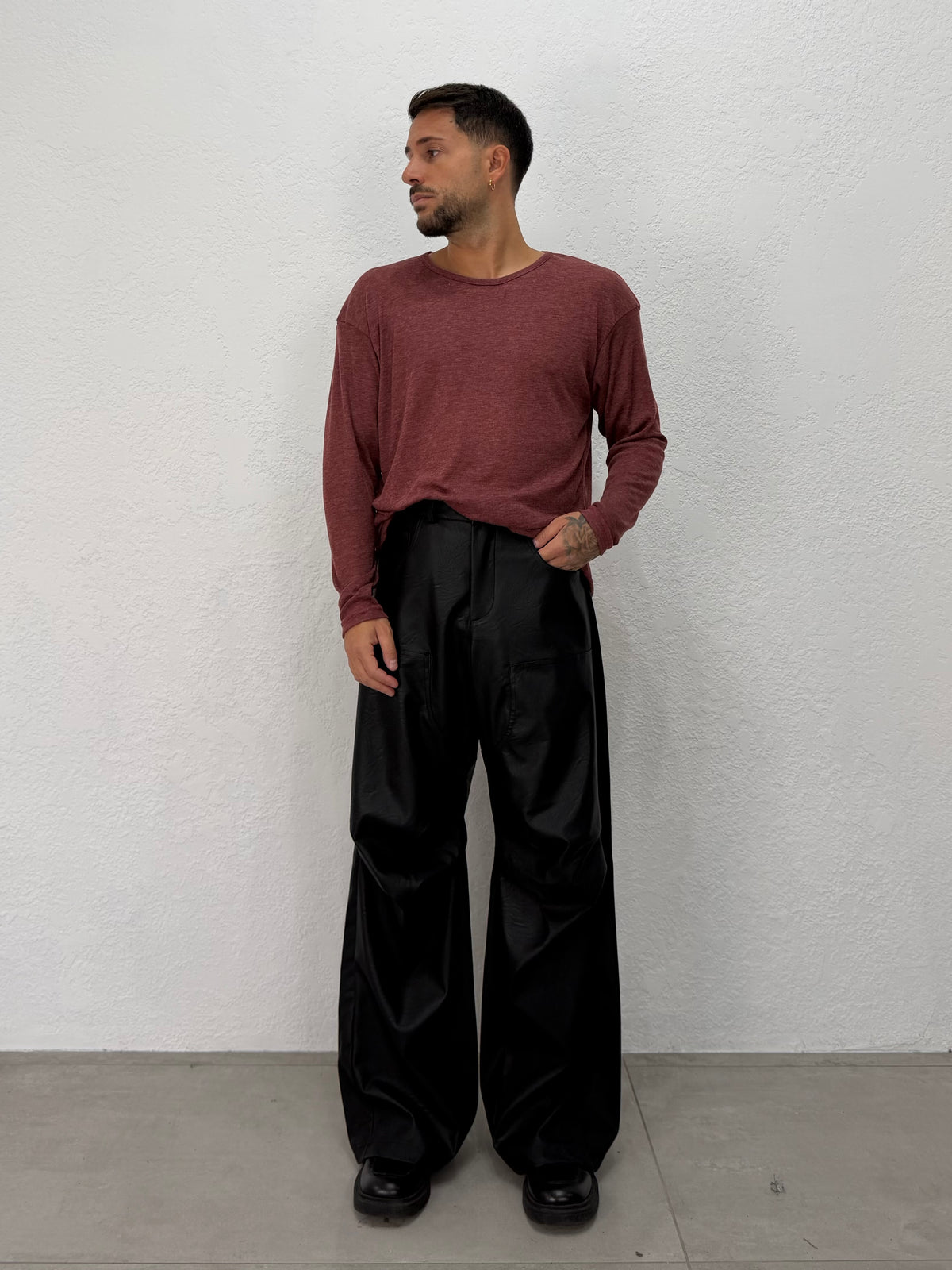 PANTALONE EFFETTO PELLE