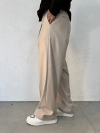 PANTALONE KARL BOTTONE MOLLA FONDO AMPIO