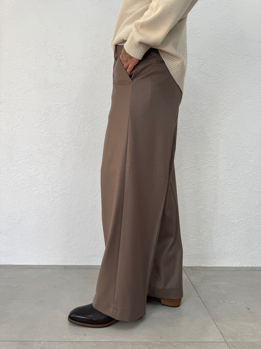 PANTALONE LORIS WIDE FIT