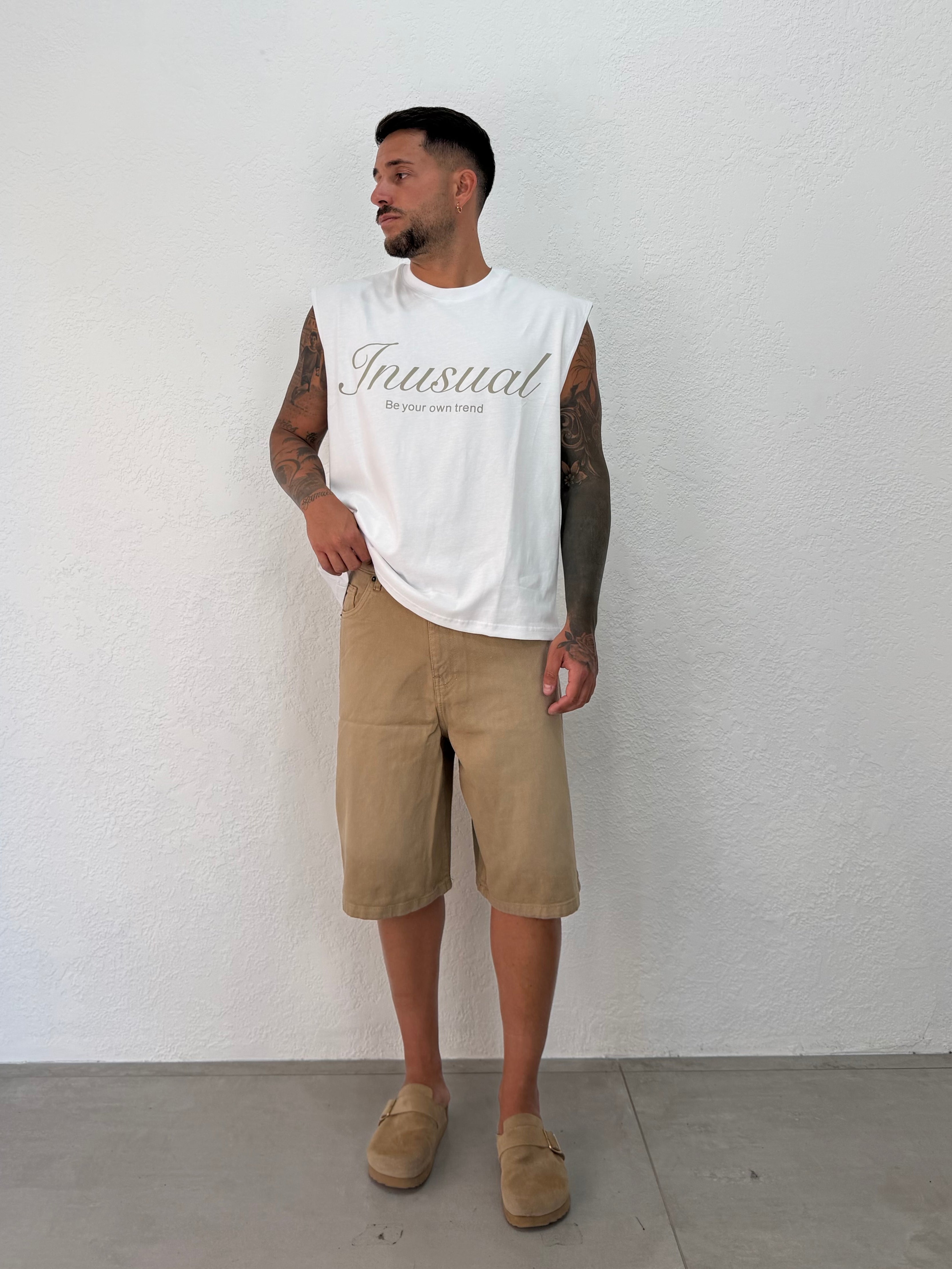T-SHIRT GIRO MANICA INUSUAL