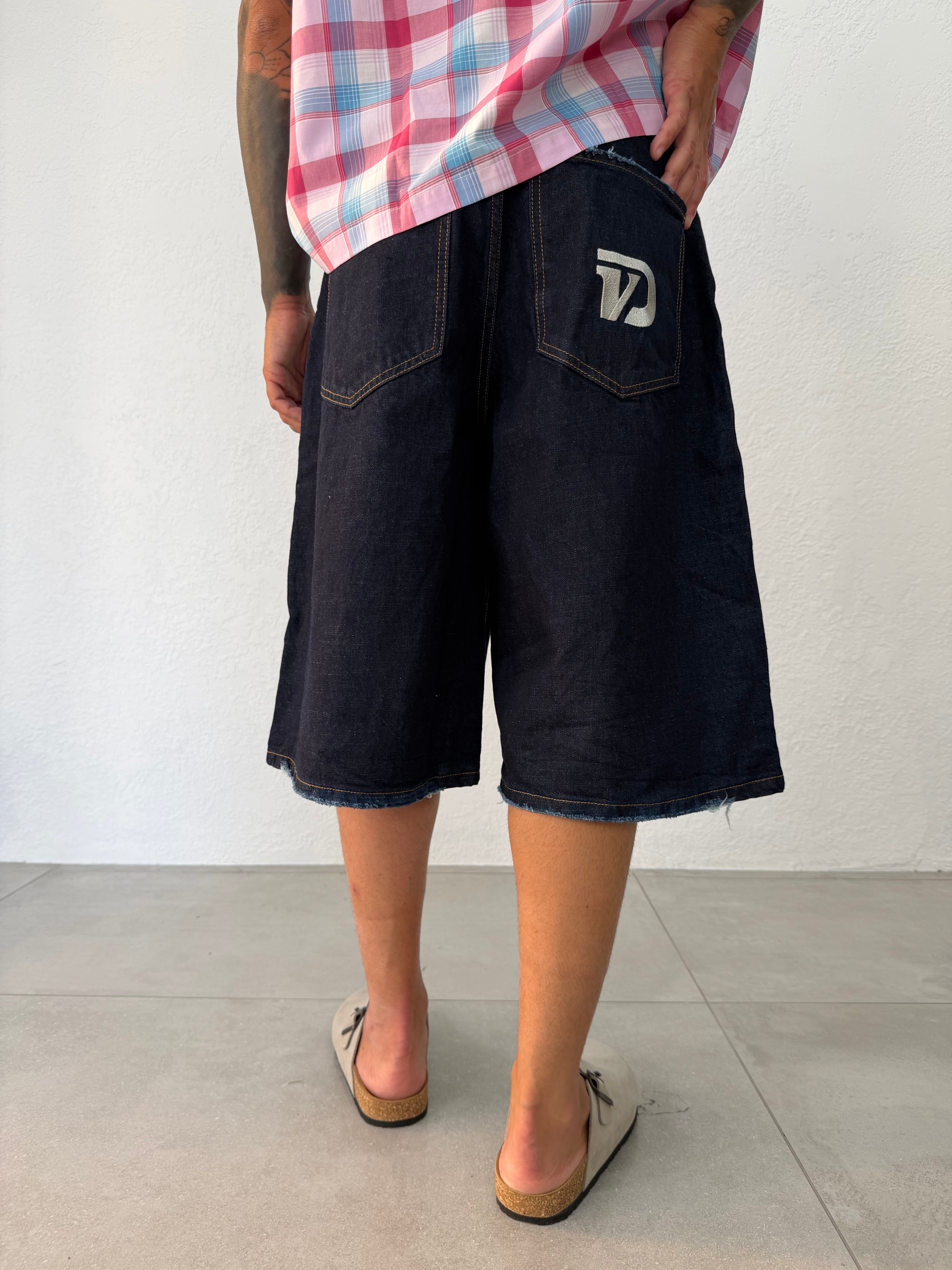 CHICANOS DENIM SHORT
