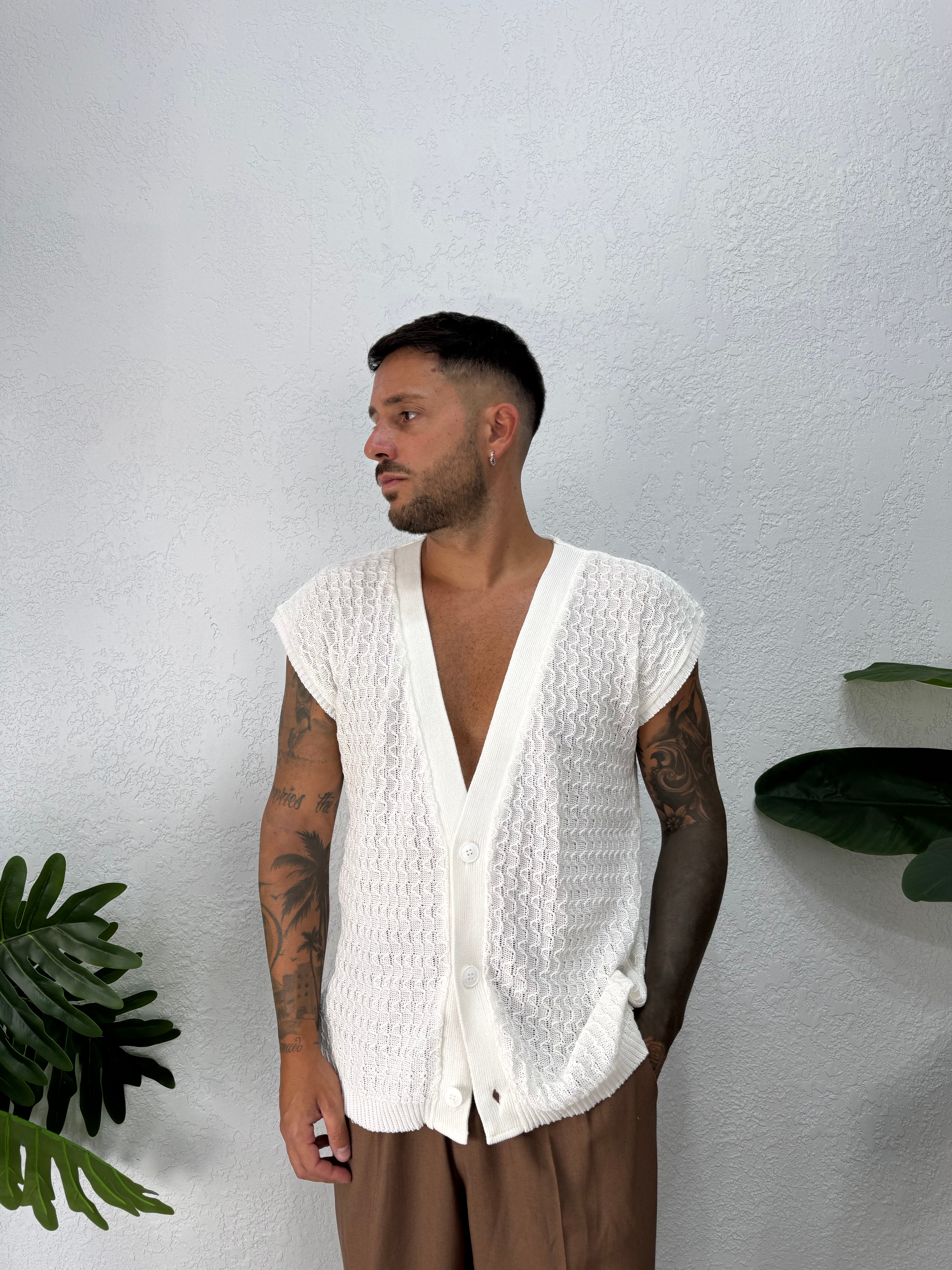 Cardigan Smanicato in Filo