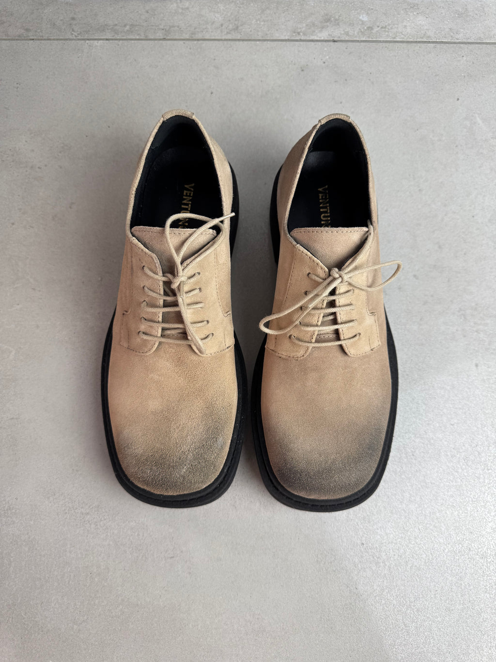 STRINGATA PUNTA QUADRATA BEIGE