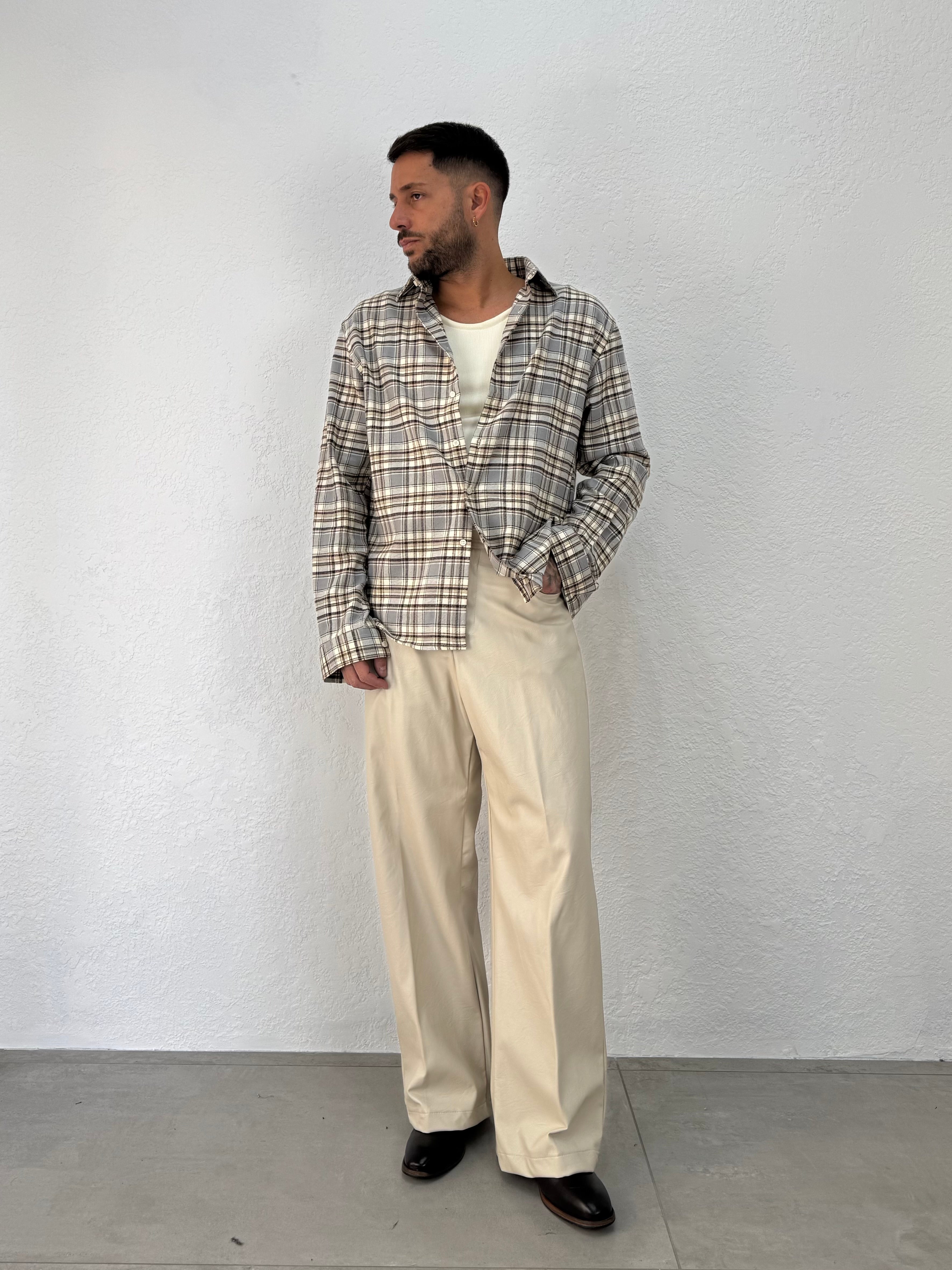 PANTALONE EFFETTO PELLE