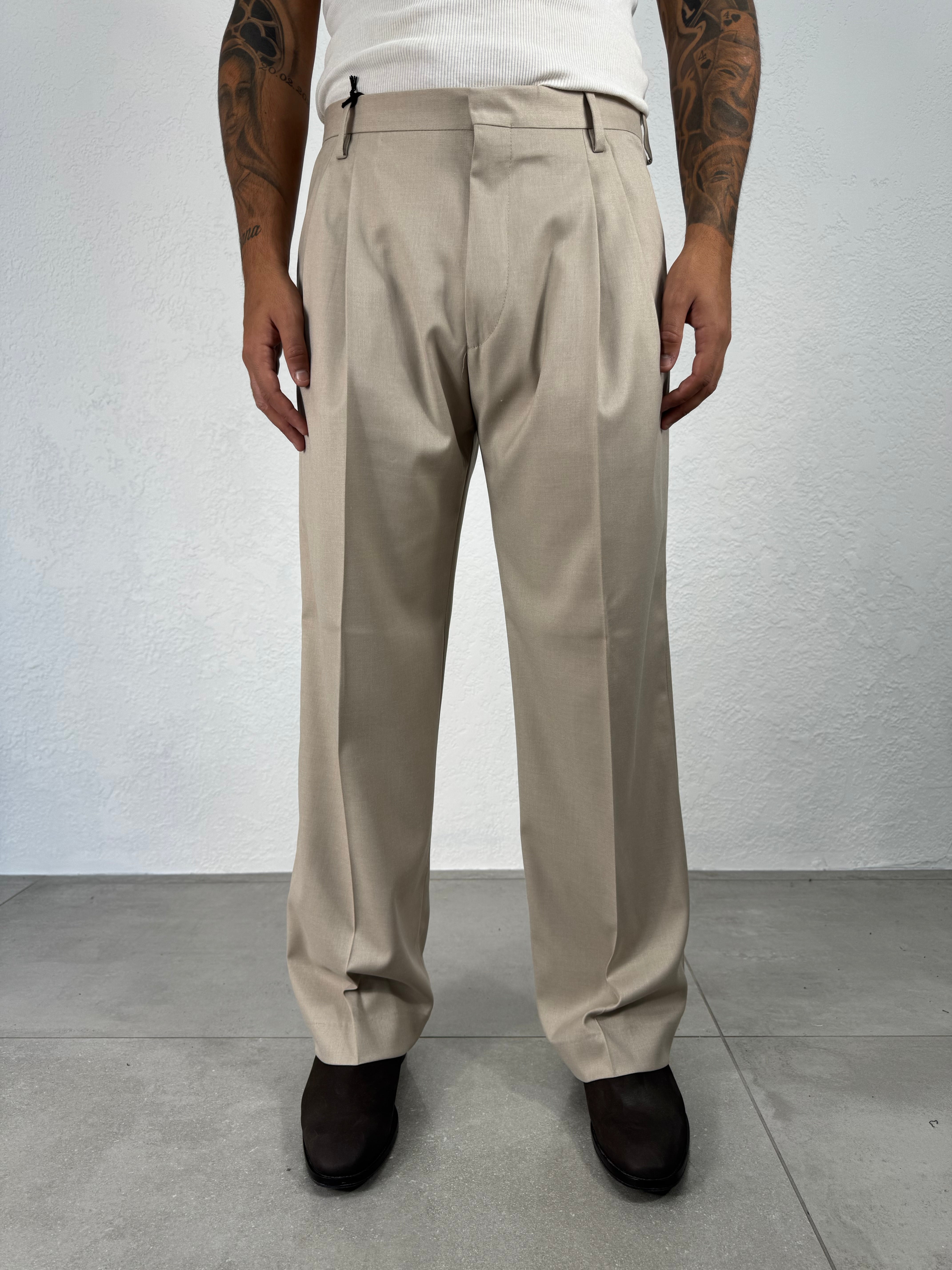 Beige / 44
