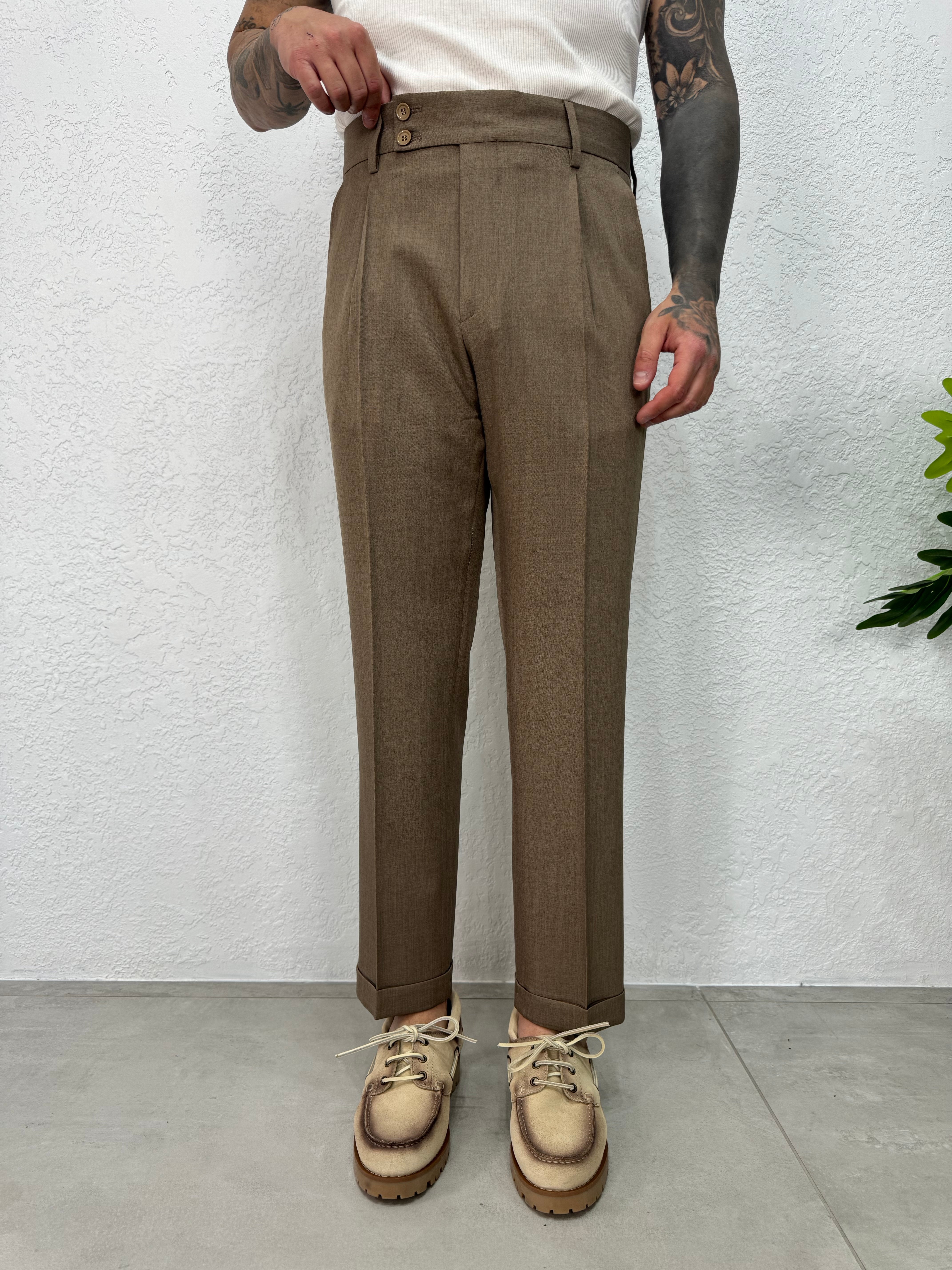 Beige / 44