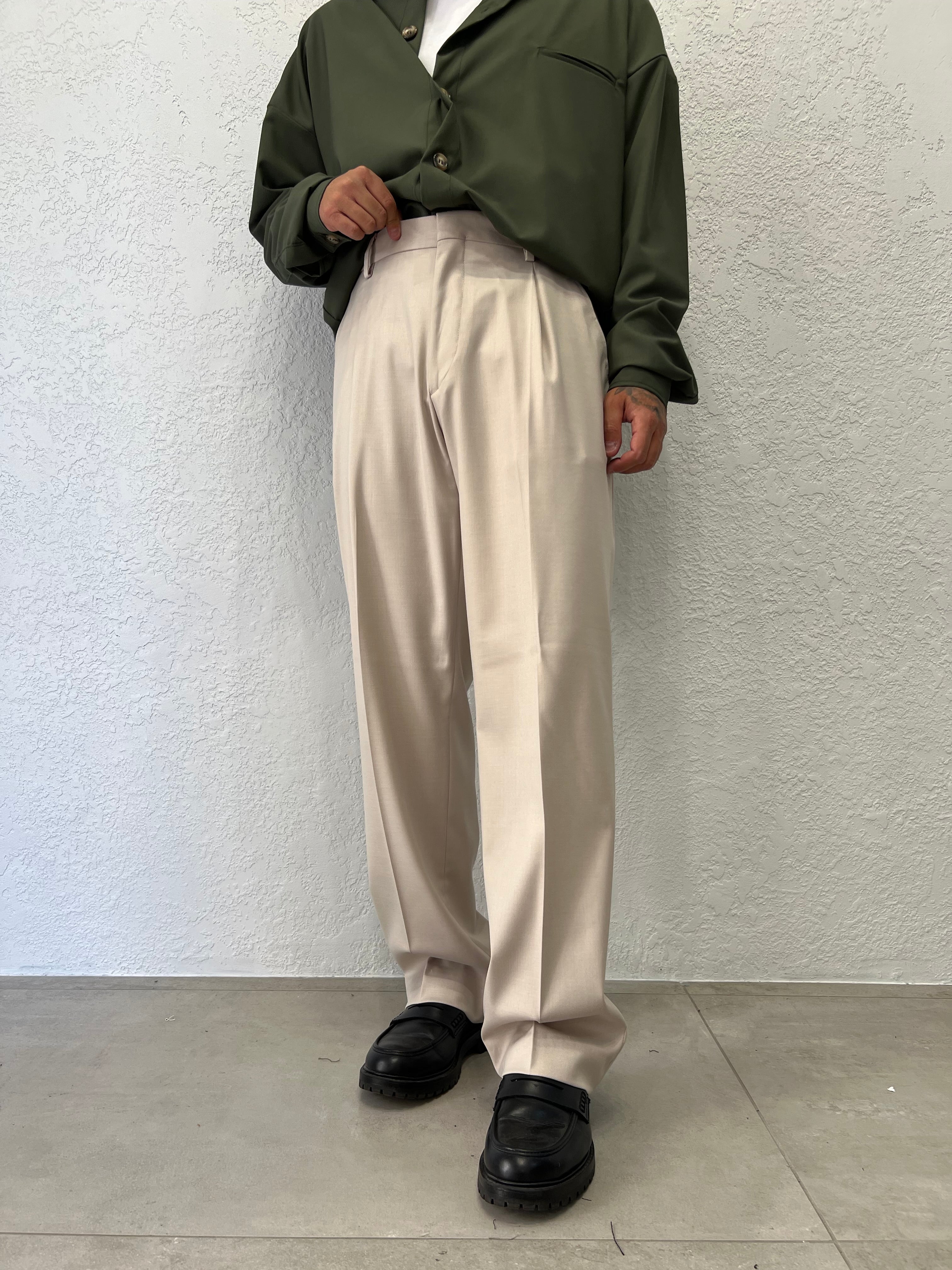 Beige / 44