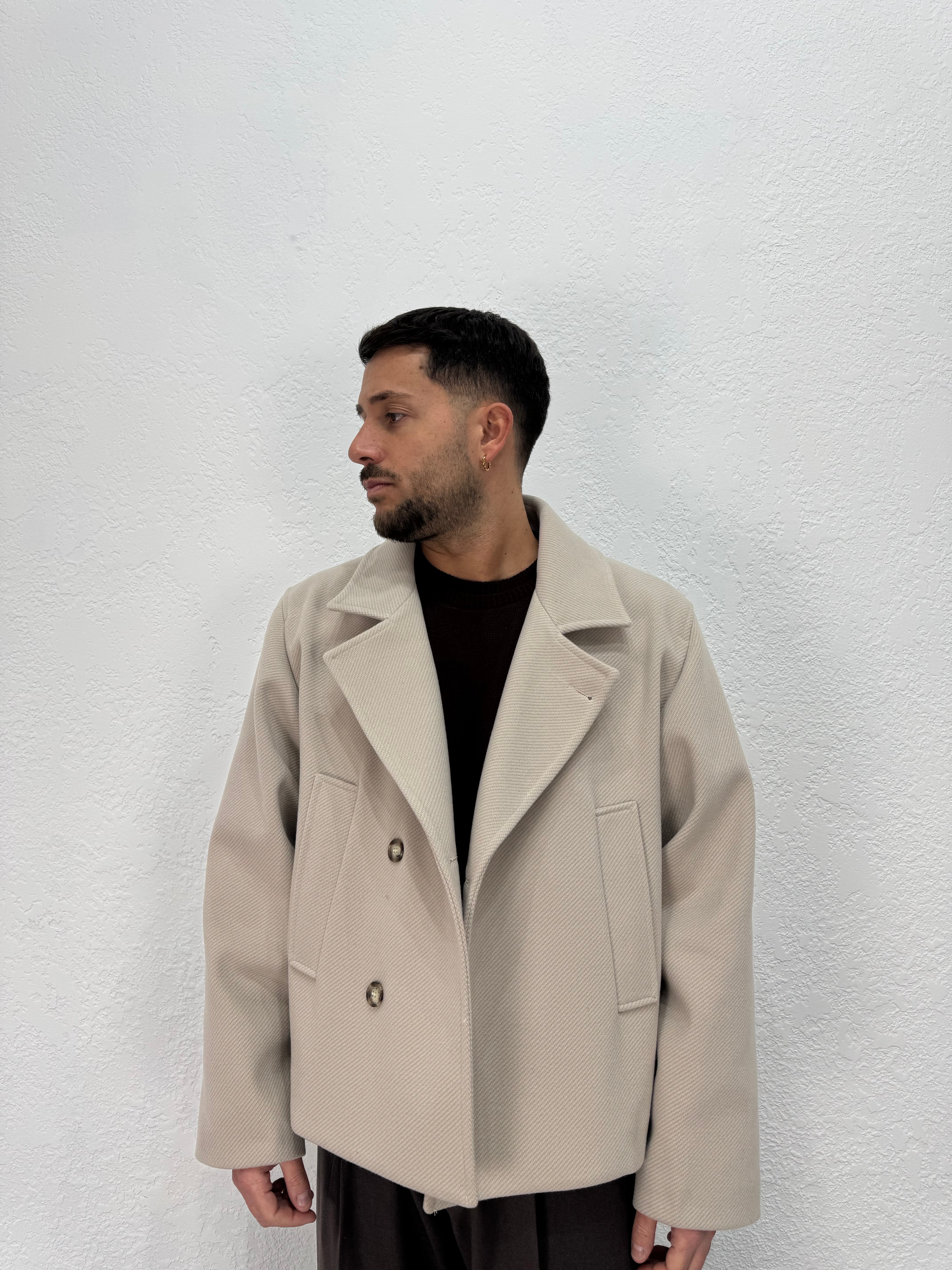 CAPPOTTO CORTO DUE BOTTONI