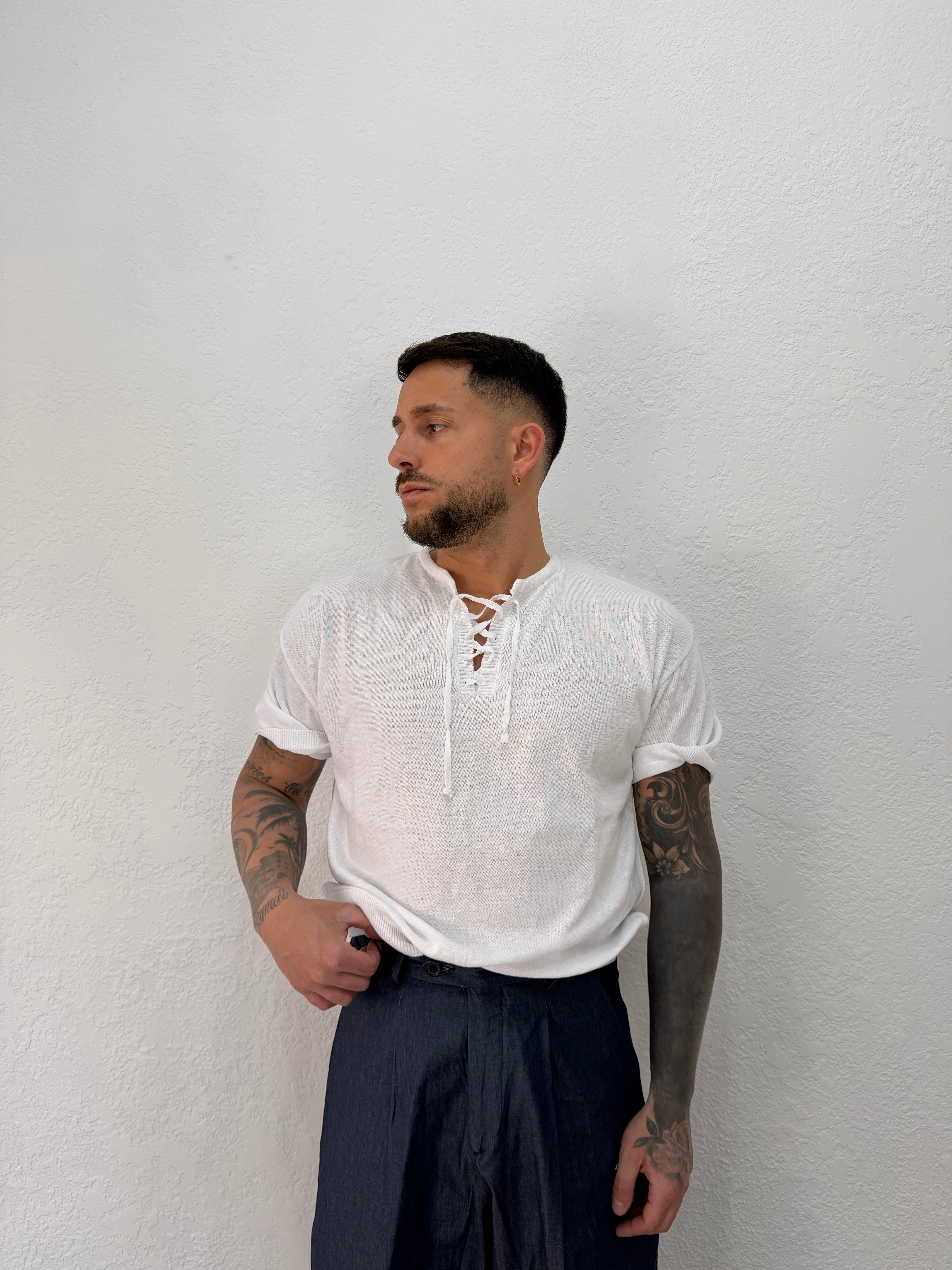 MAGLIA IN FILO CON LACCIO