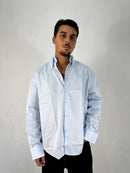 CAMICIA INUSUAL TINTA UNITA CON RICAMO RETRO
