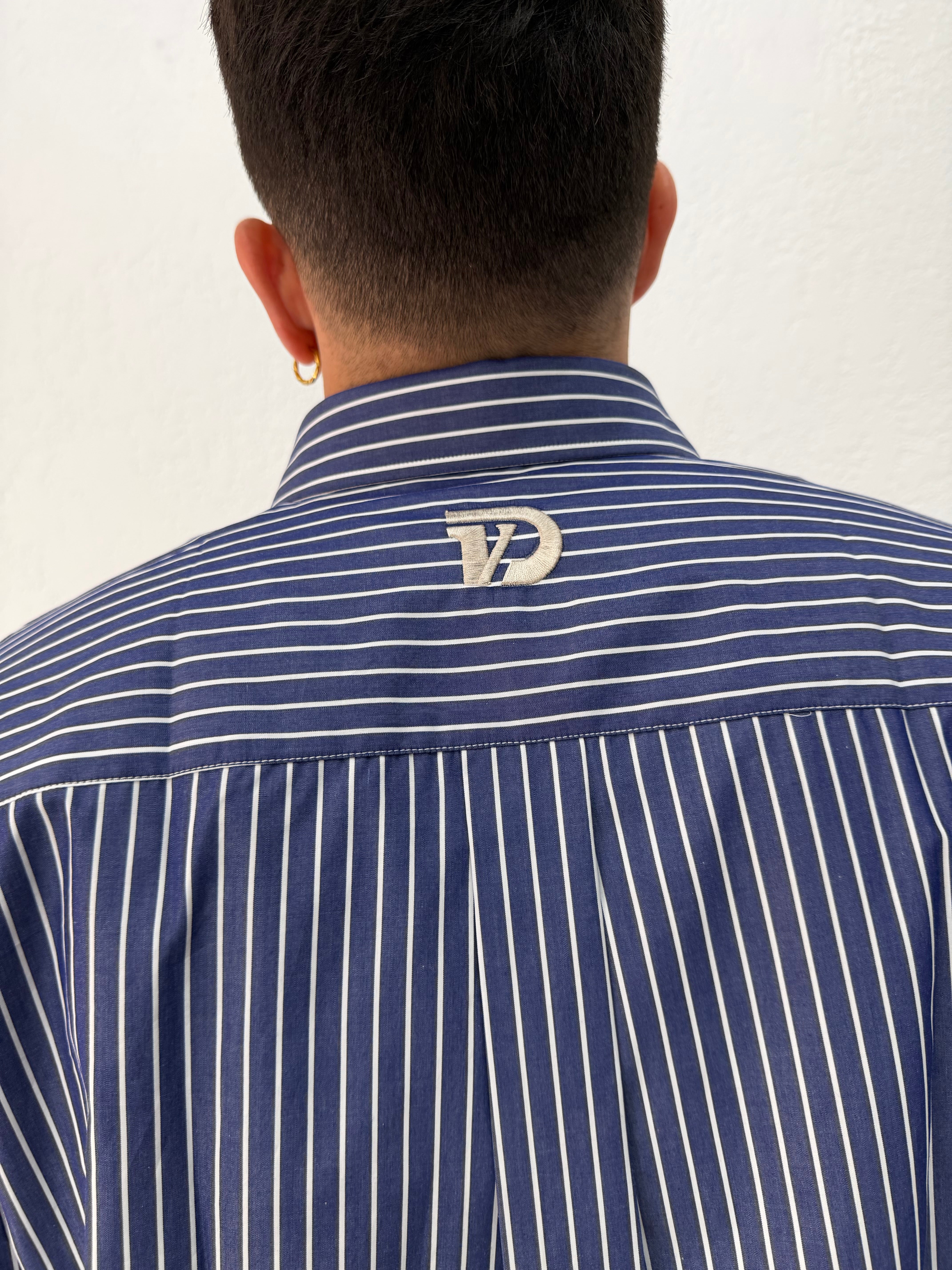 CAMICIA OVER STONDATA CON RICAMO VD RIGATA BLU