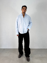 CAMICIA INUSUAL TINTA UNITA CON RICAMO RETRO