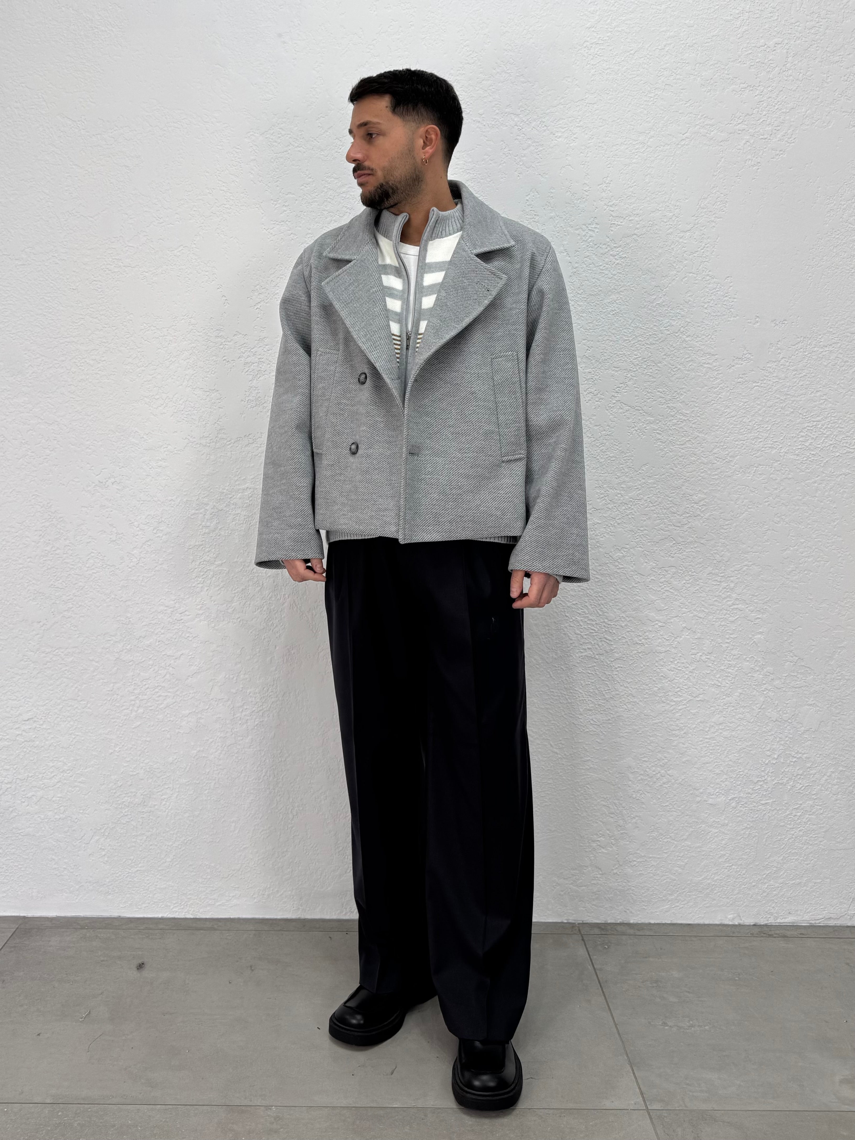 CAPPOTTO CORTO DUE BOTTONI