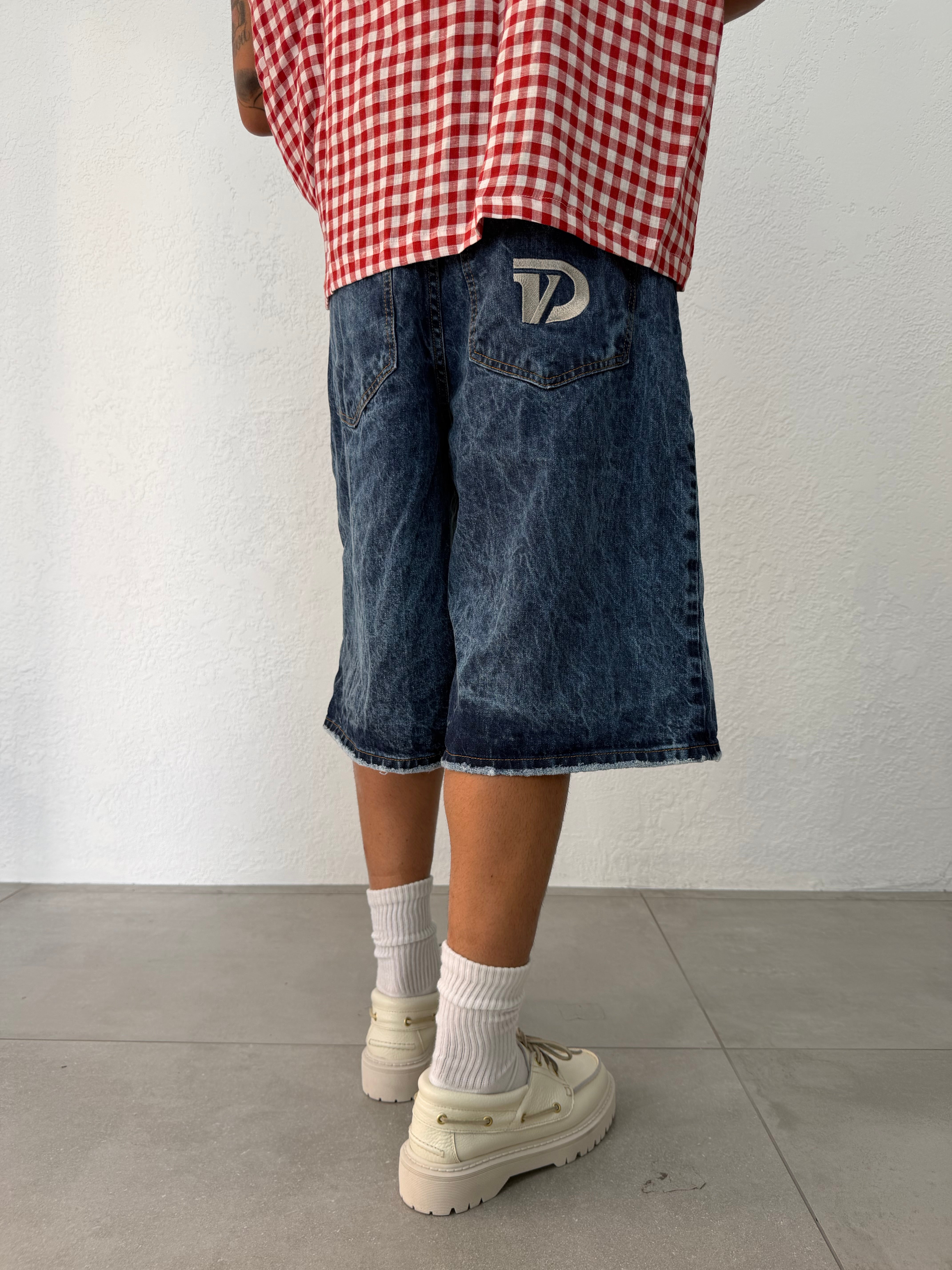 CHICANOS DENIM SHORT