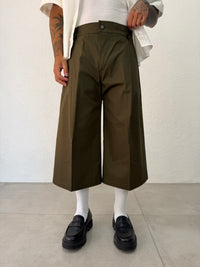 CHICANO SHORT