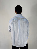 CAMICIA INUSUAL TINTA UNITA CON RICAMO RETRO