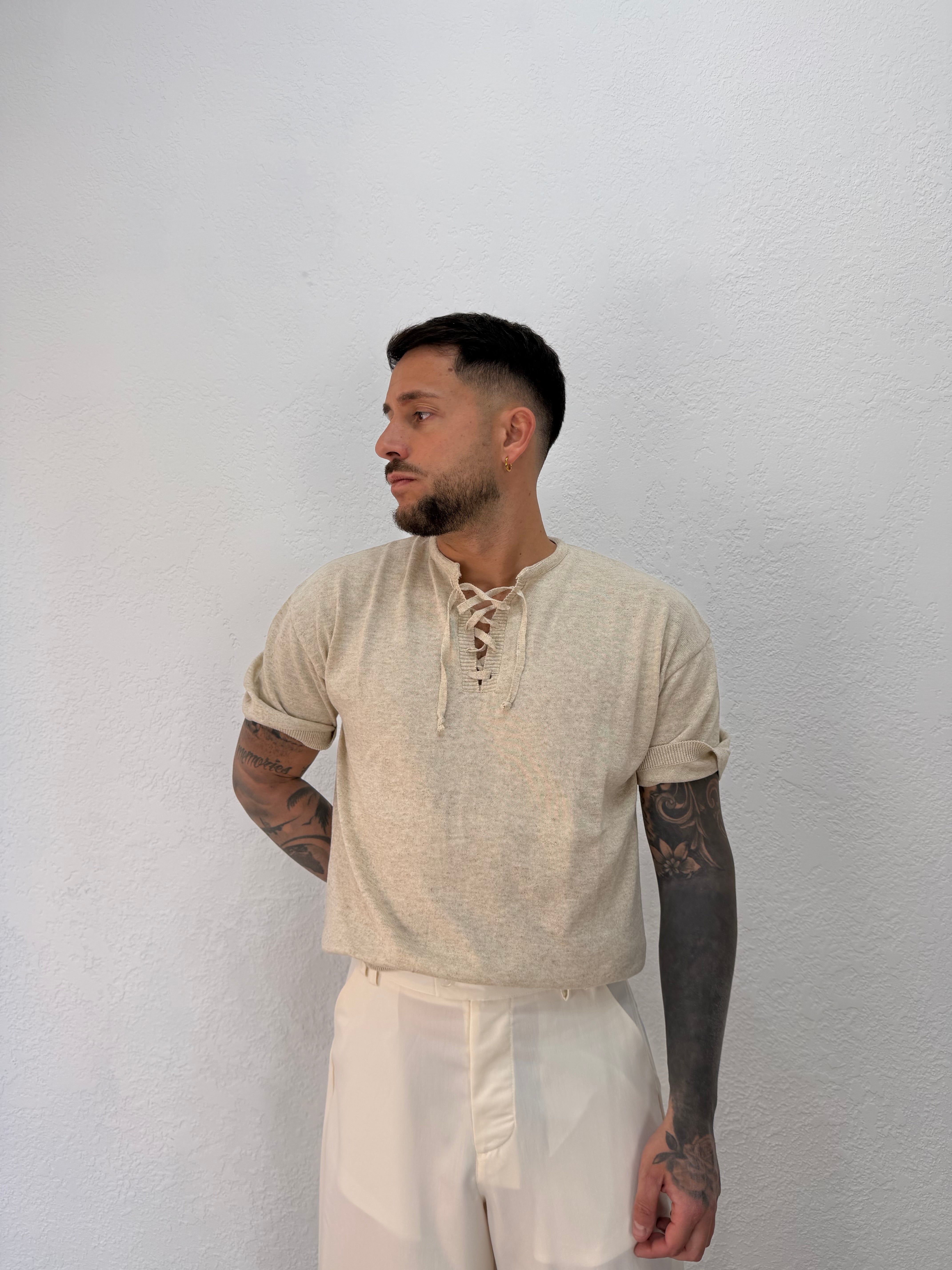 MAGLIA IN FILO CON LACCIO