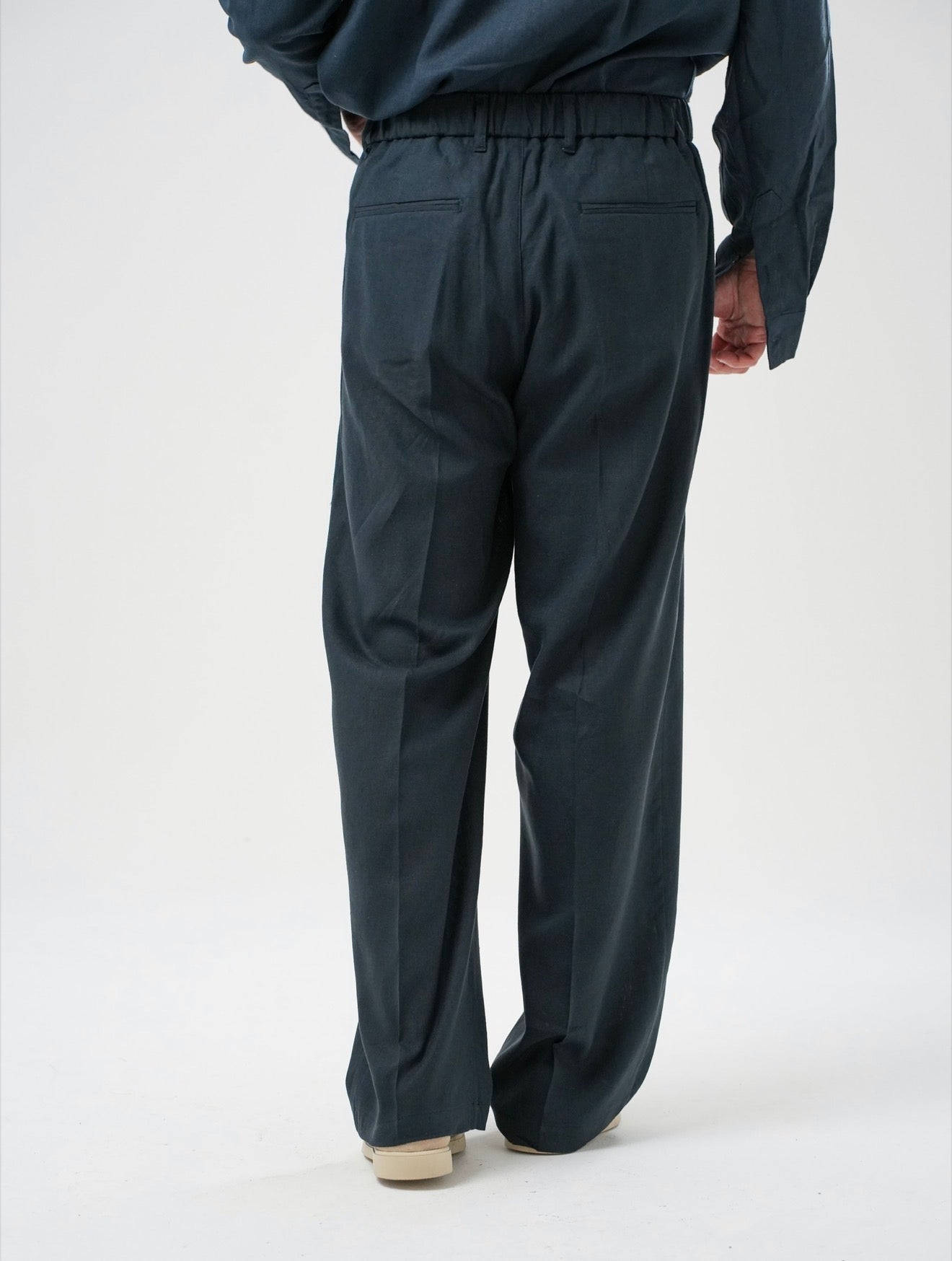 PANTALONE SAFARI MOLLA E BOTTONE