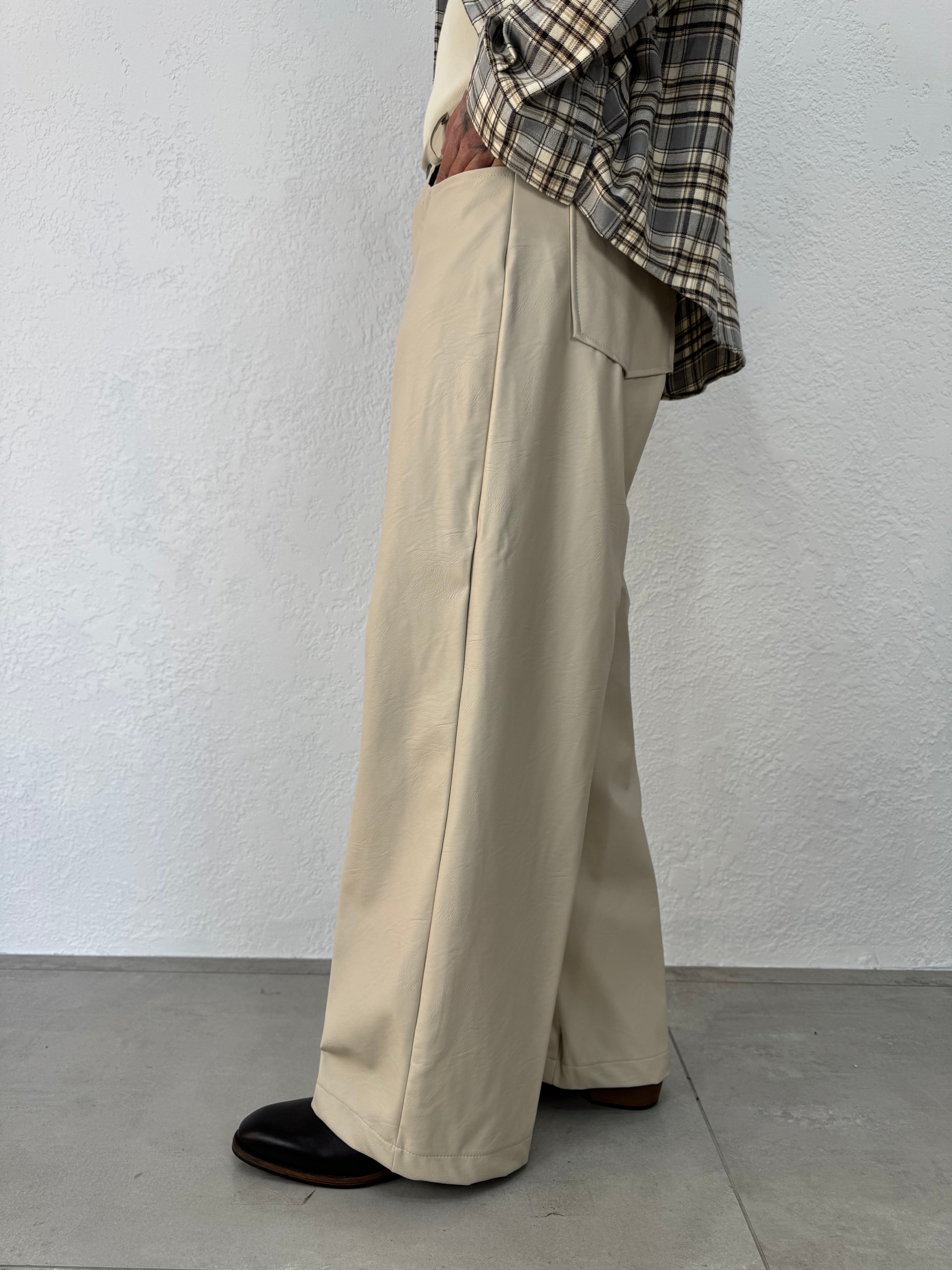 PANTALONE EFFETTO PELLE