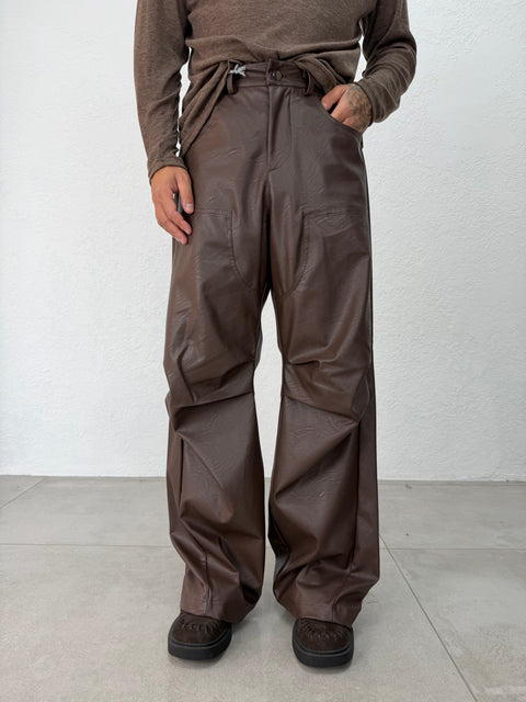 PANTALONE EFFETTO PELLE