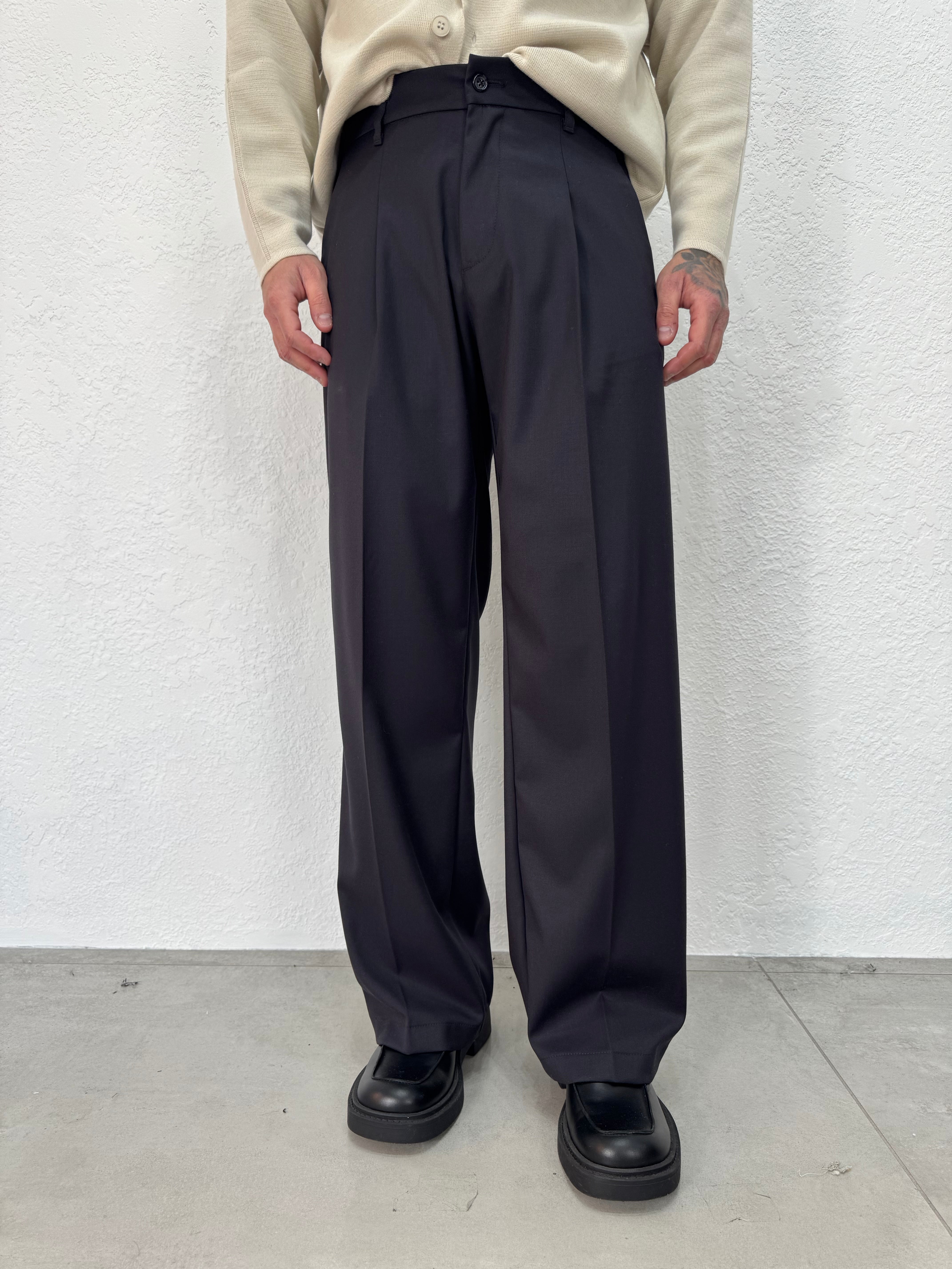 PANTALONE KARL BOTTONE MOLLA FONDO AMPIO