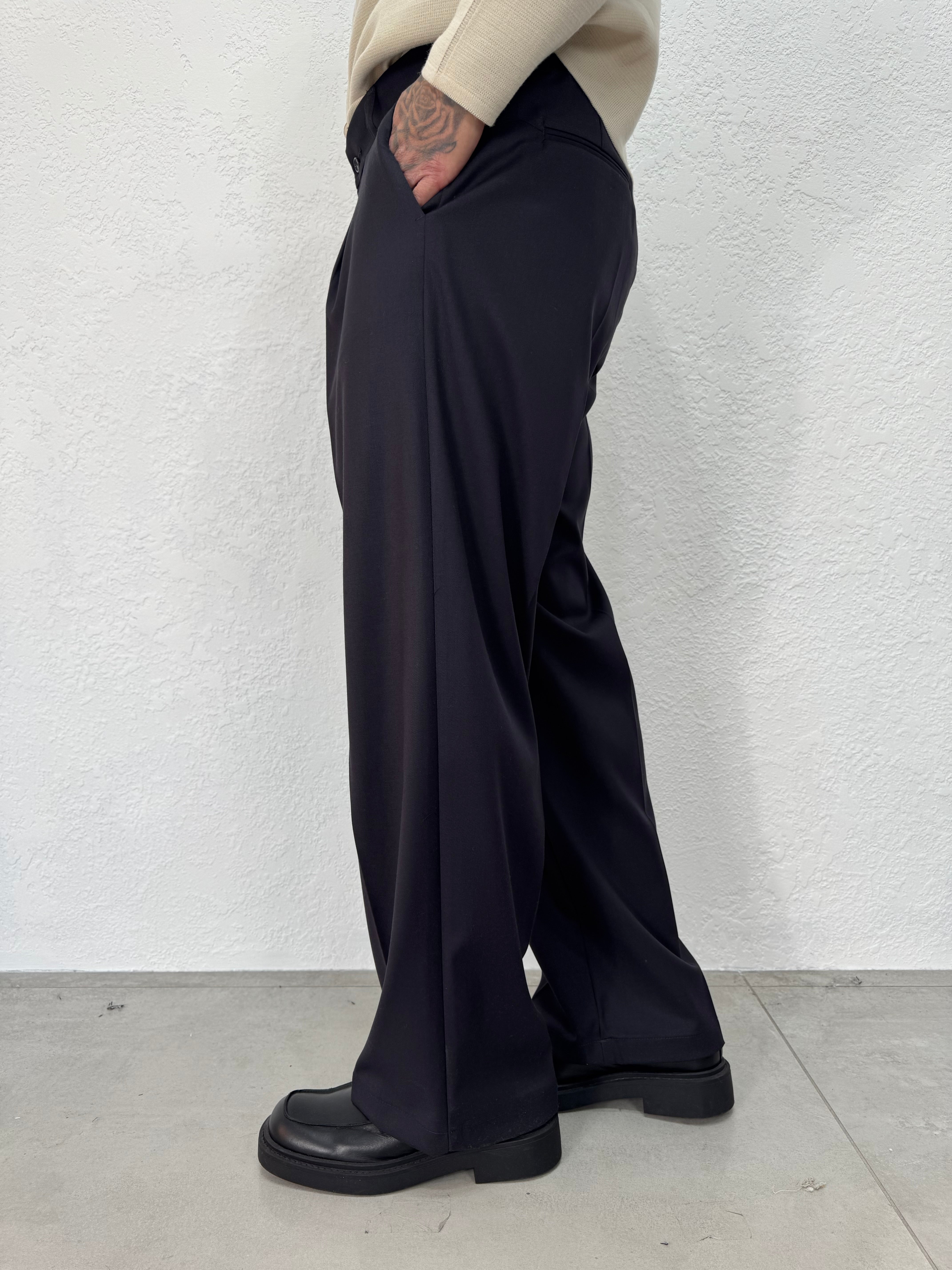 PANTALONE KARL BOTTONE MOLLA FONDO AMPIO