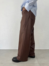 PANTALONE EFFETTO PELLE
