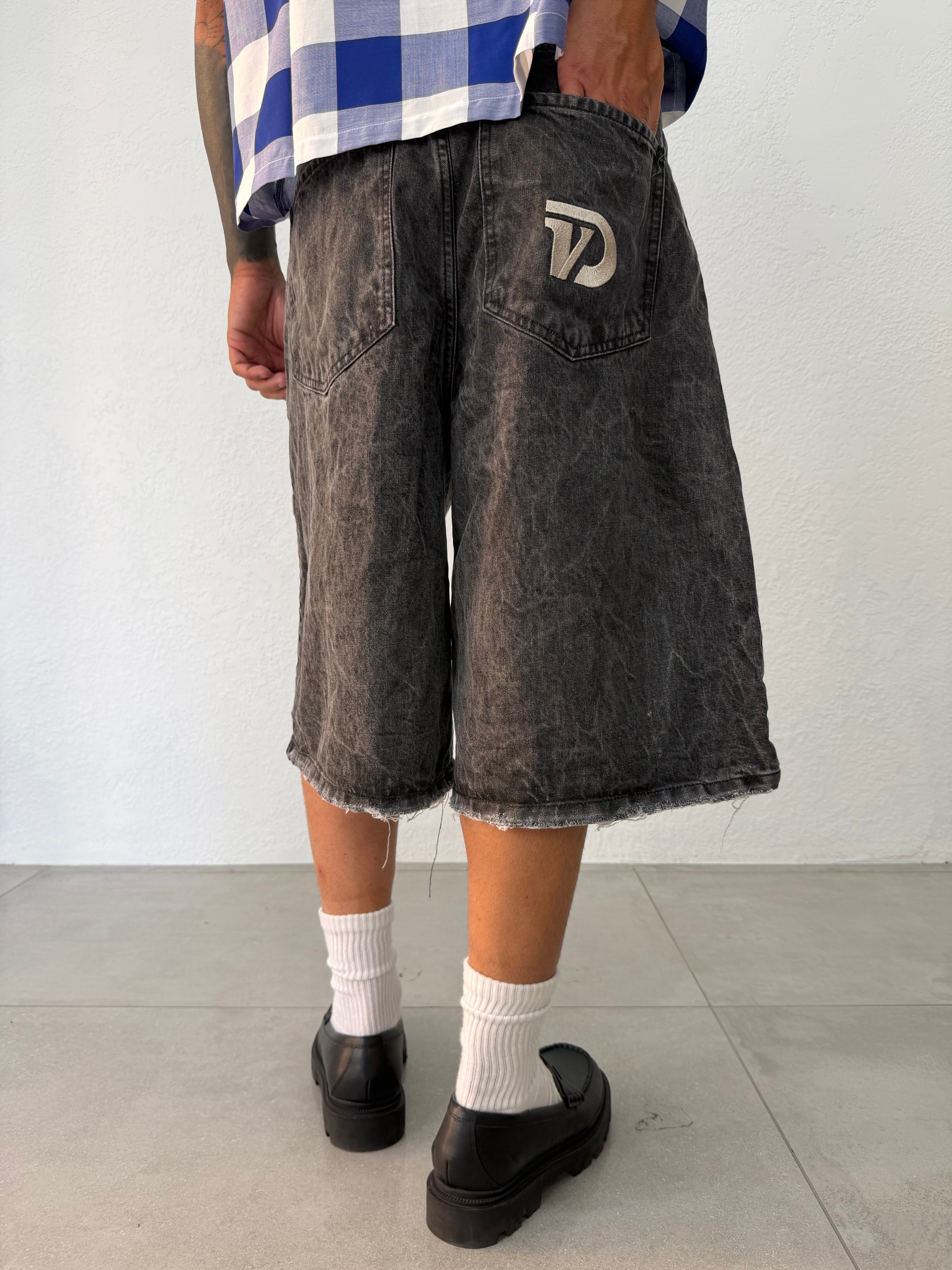 CHICANOS DENIM SHORT
