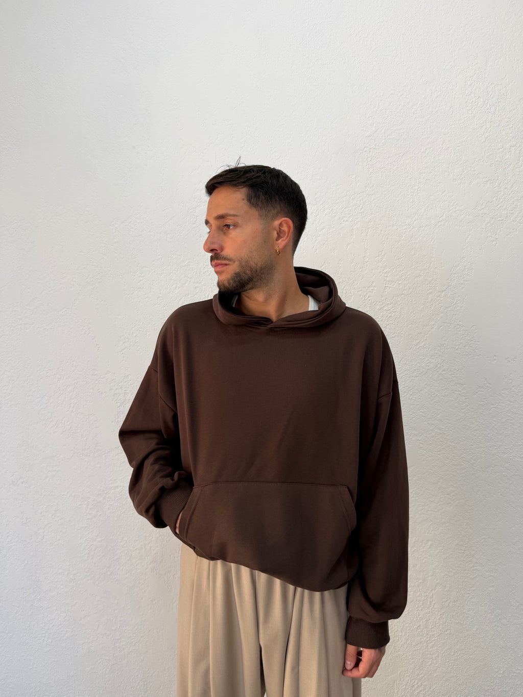FELPA CON CAPPUCCIO