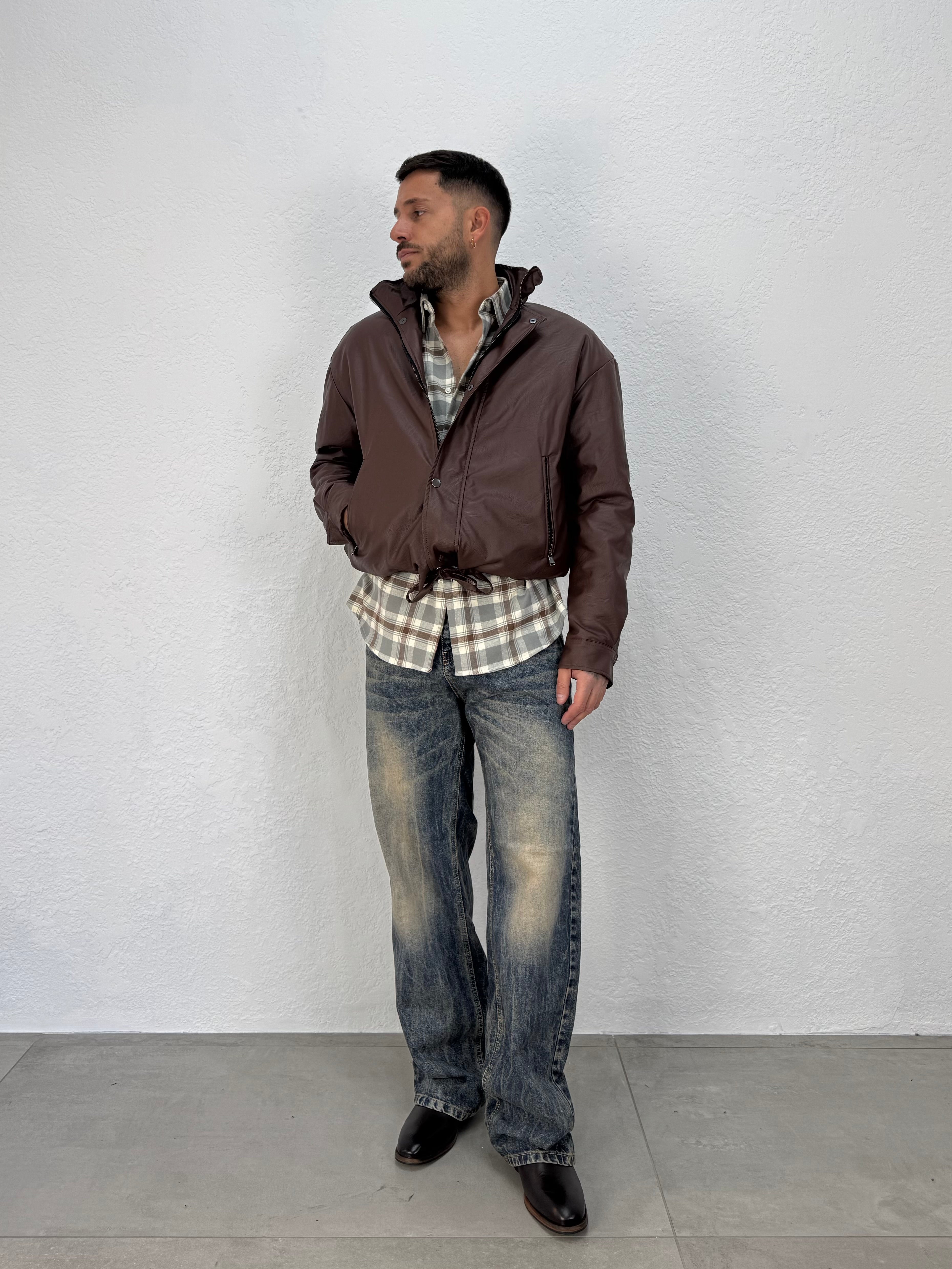 JACKET EFFETTO PELLE CON COULISSE REGOLABILE