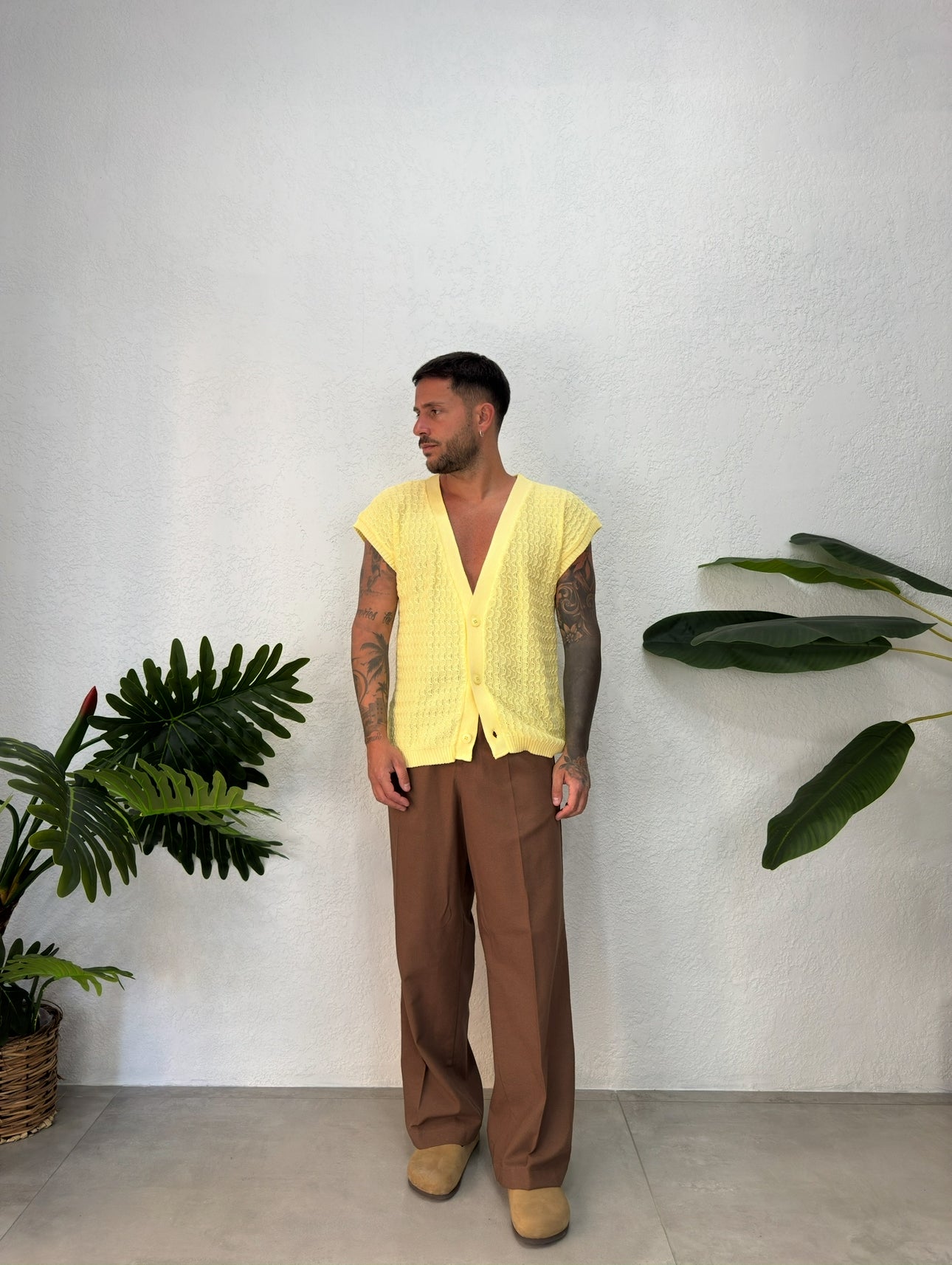 Cardigan Smanicato in Filo