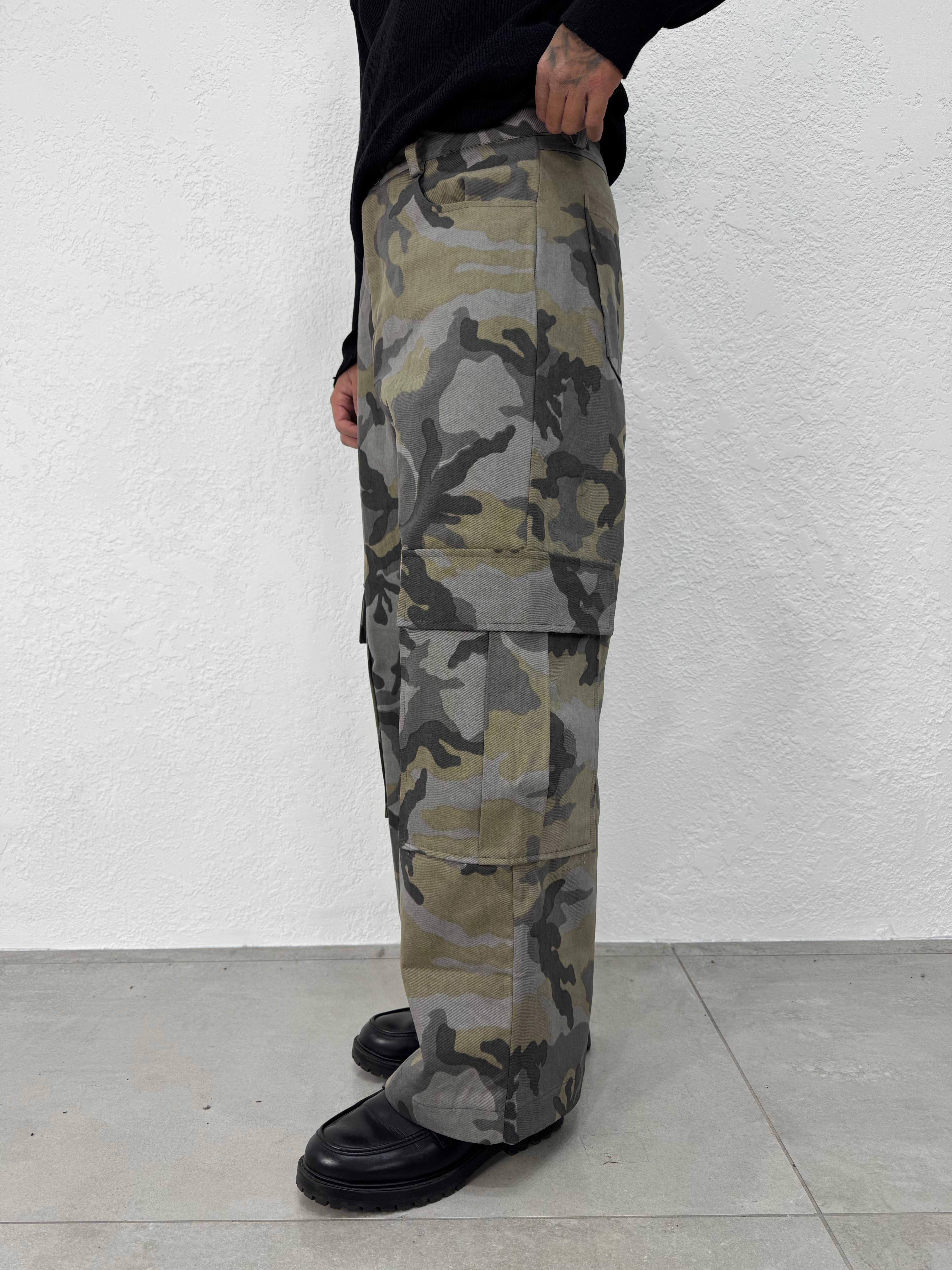 CARGO MILITARY