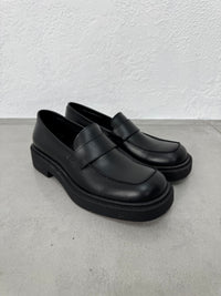 COLLEGE IN PELLE PUNTA QUADRATA