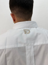 CAMICIA OVER STONDATA CON RICAMO VD TINTA UNITÀ