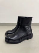 STIVALE PUNTA QUADRATA