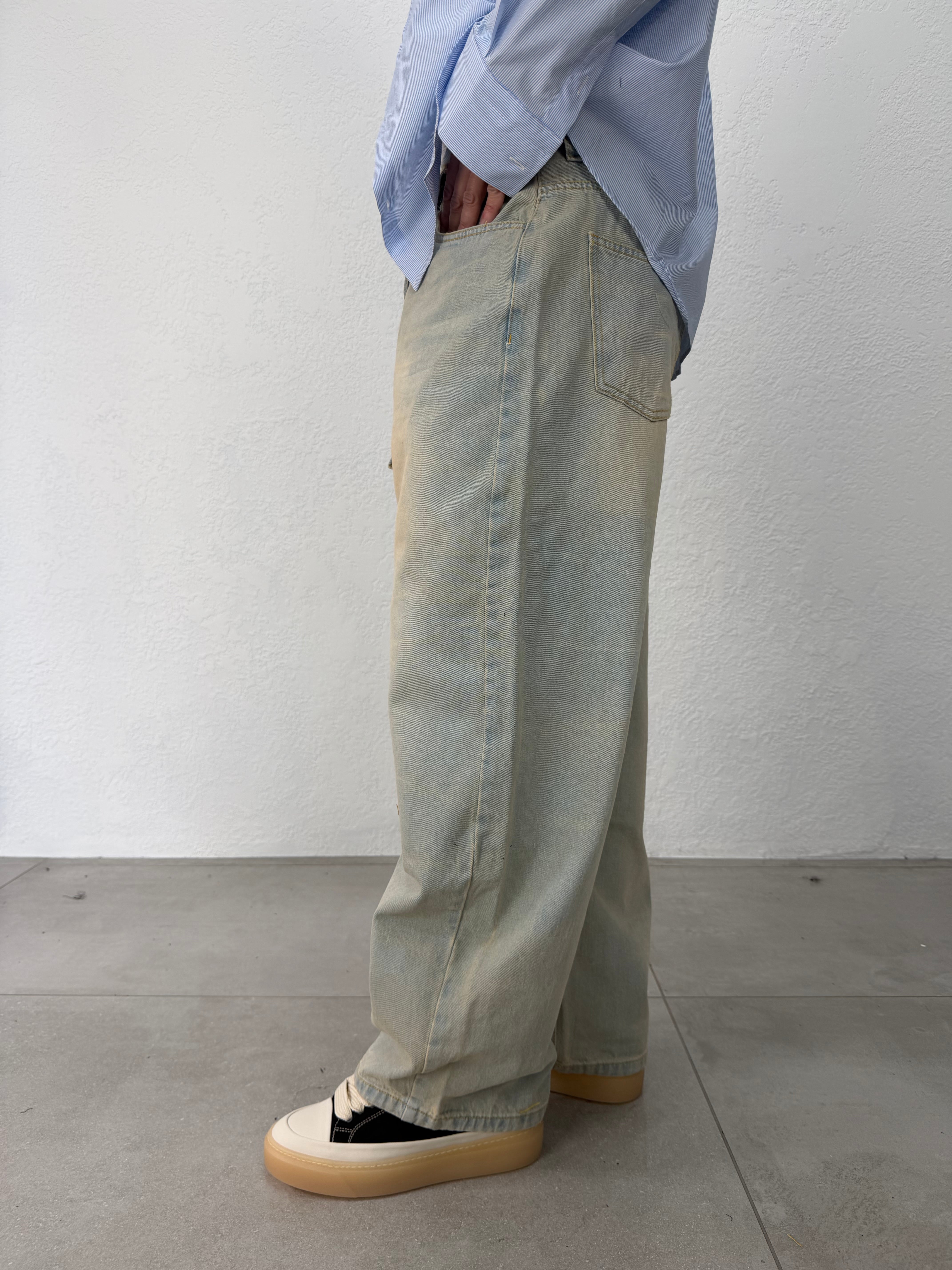JEANS BAGGY SABBIATO CHIARO CON LACCIO