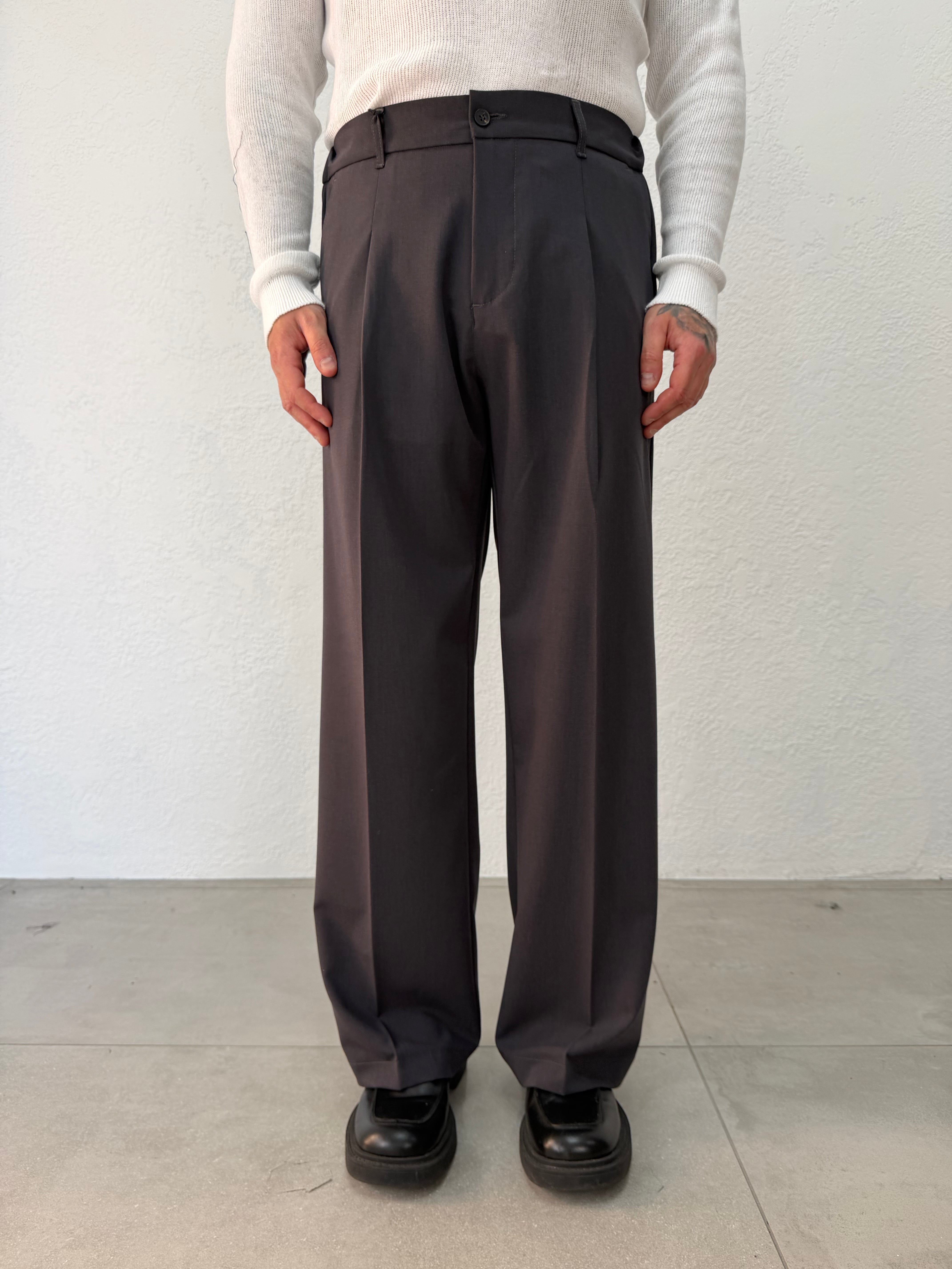 PANTALONE KARL BOTTONE E MOLLA