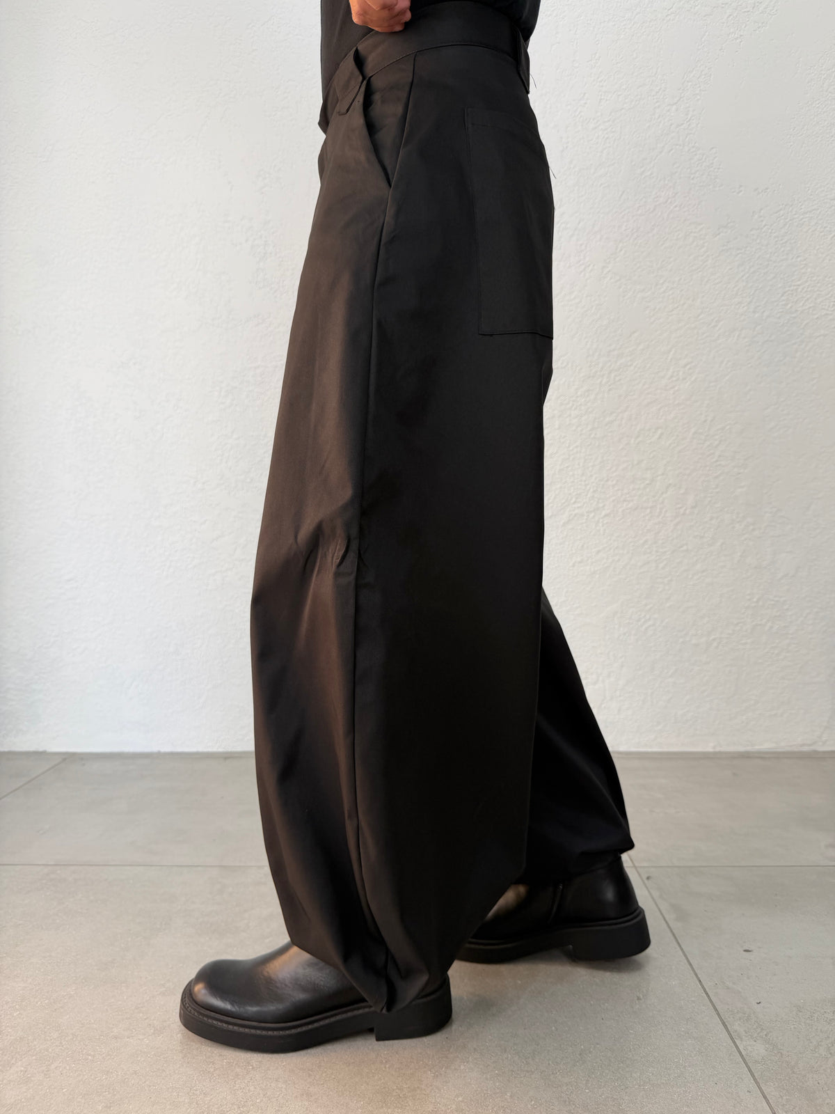 PANTALONE NIKKA