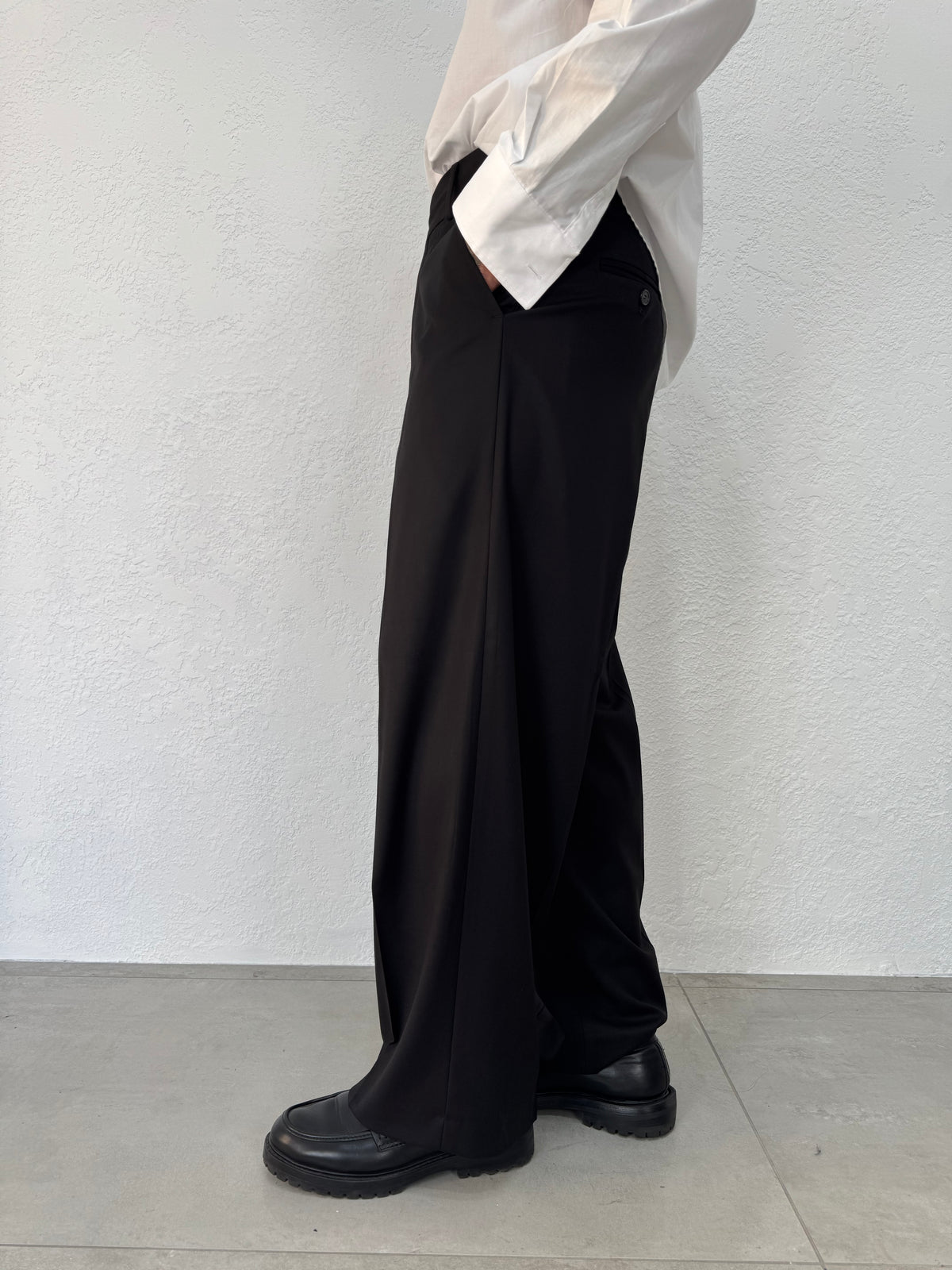 PANTALONE LORIS WIDE FIT