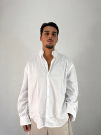 CAMICIA INUSUAL TINTA UNITA CON RICAMO RETRO