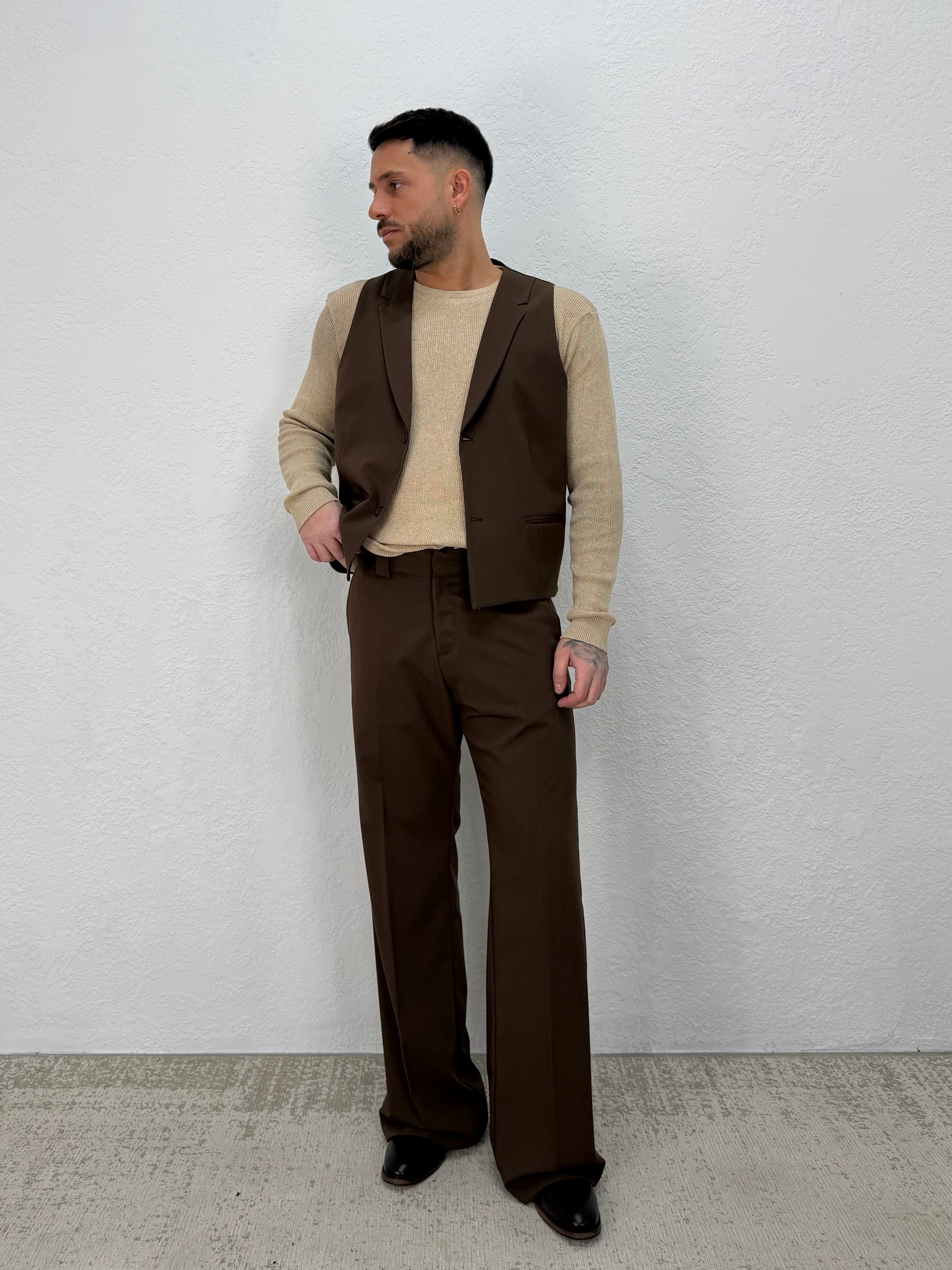 MAGLIA IN FILO LEGGERO ADERENTE