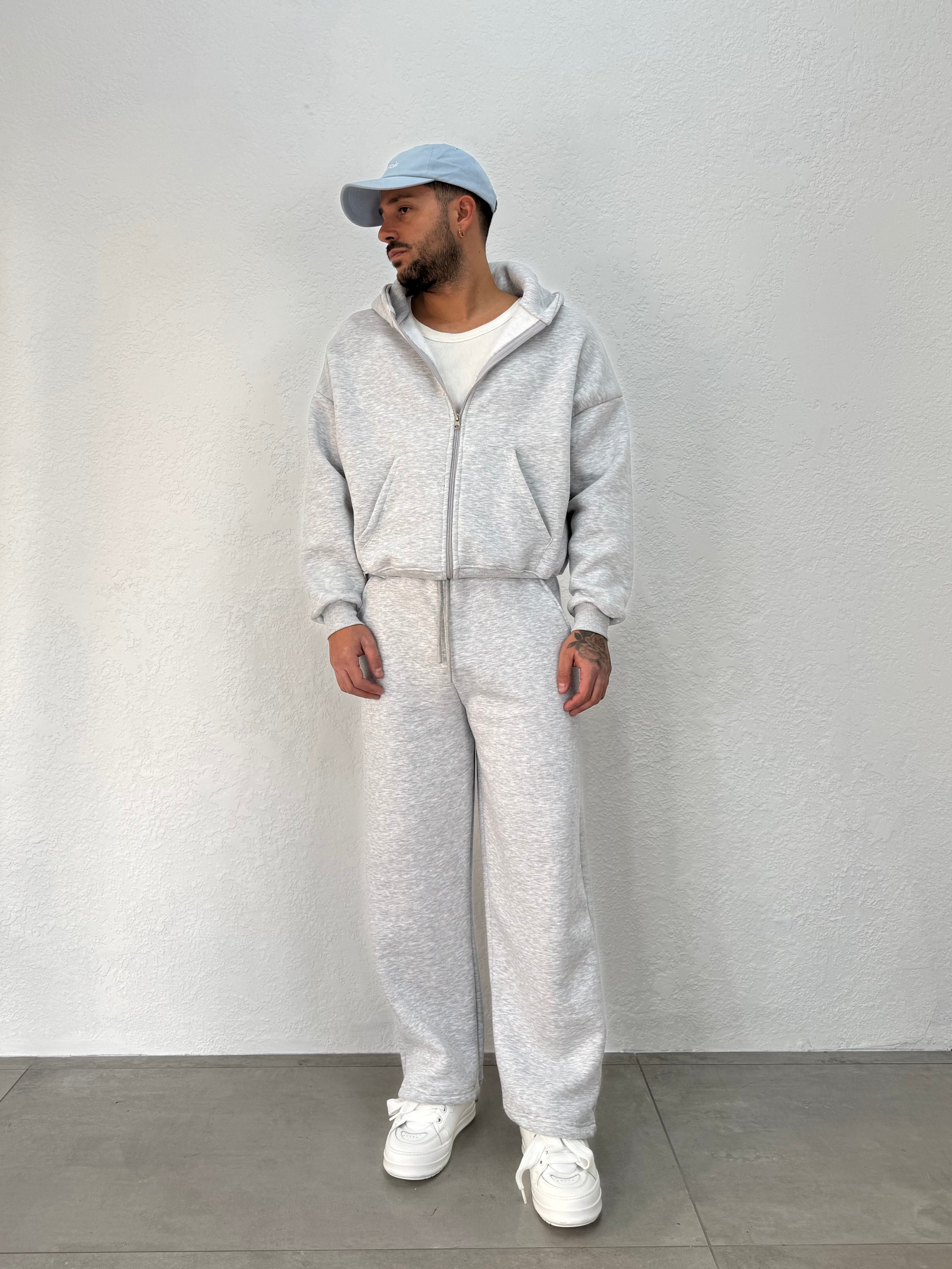 TUTA CON CAPPUCCIO JOGGER