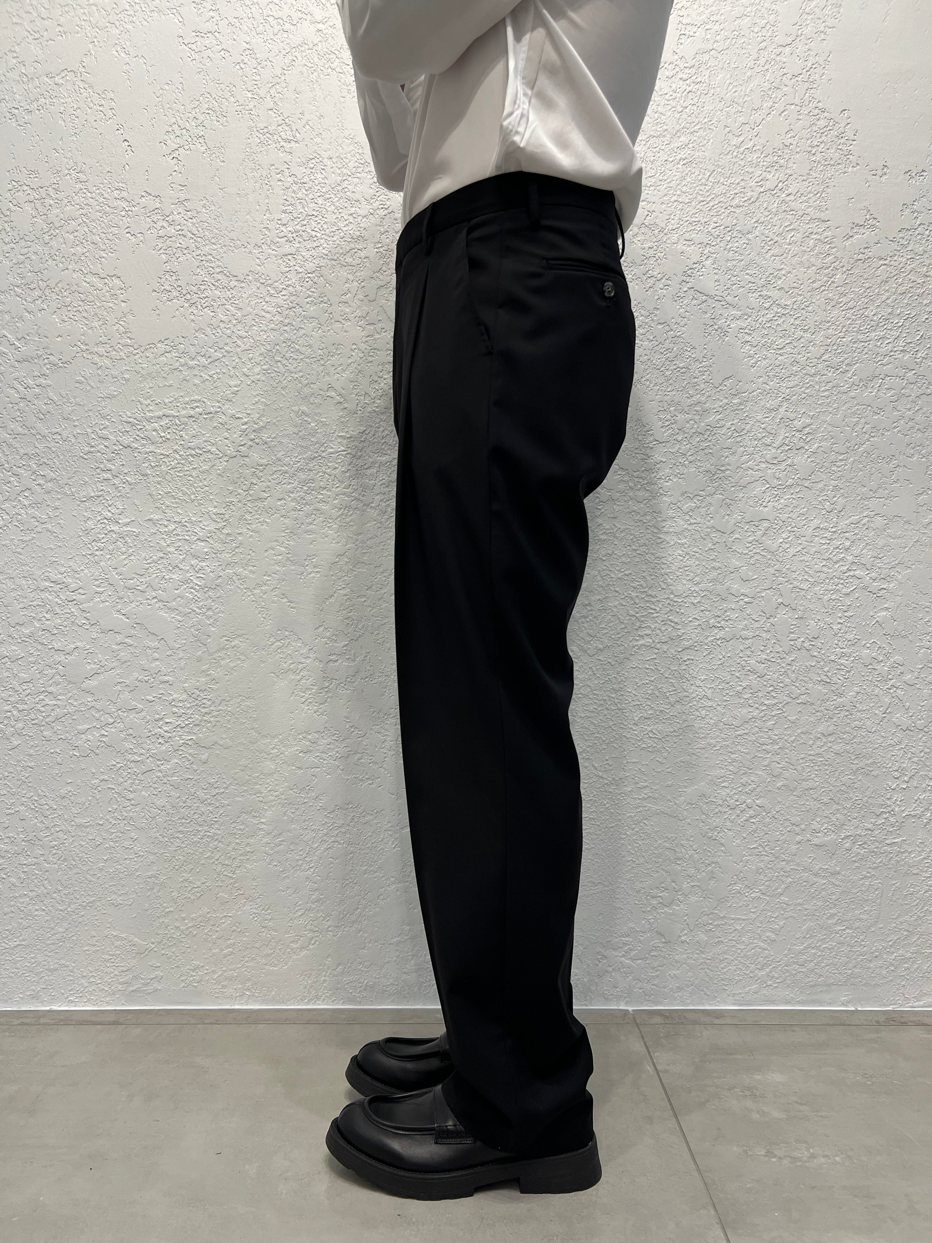 Pantalone Daniel P/E