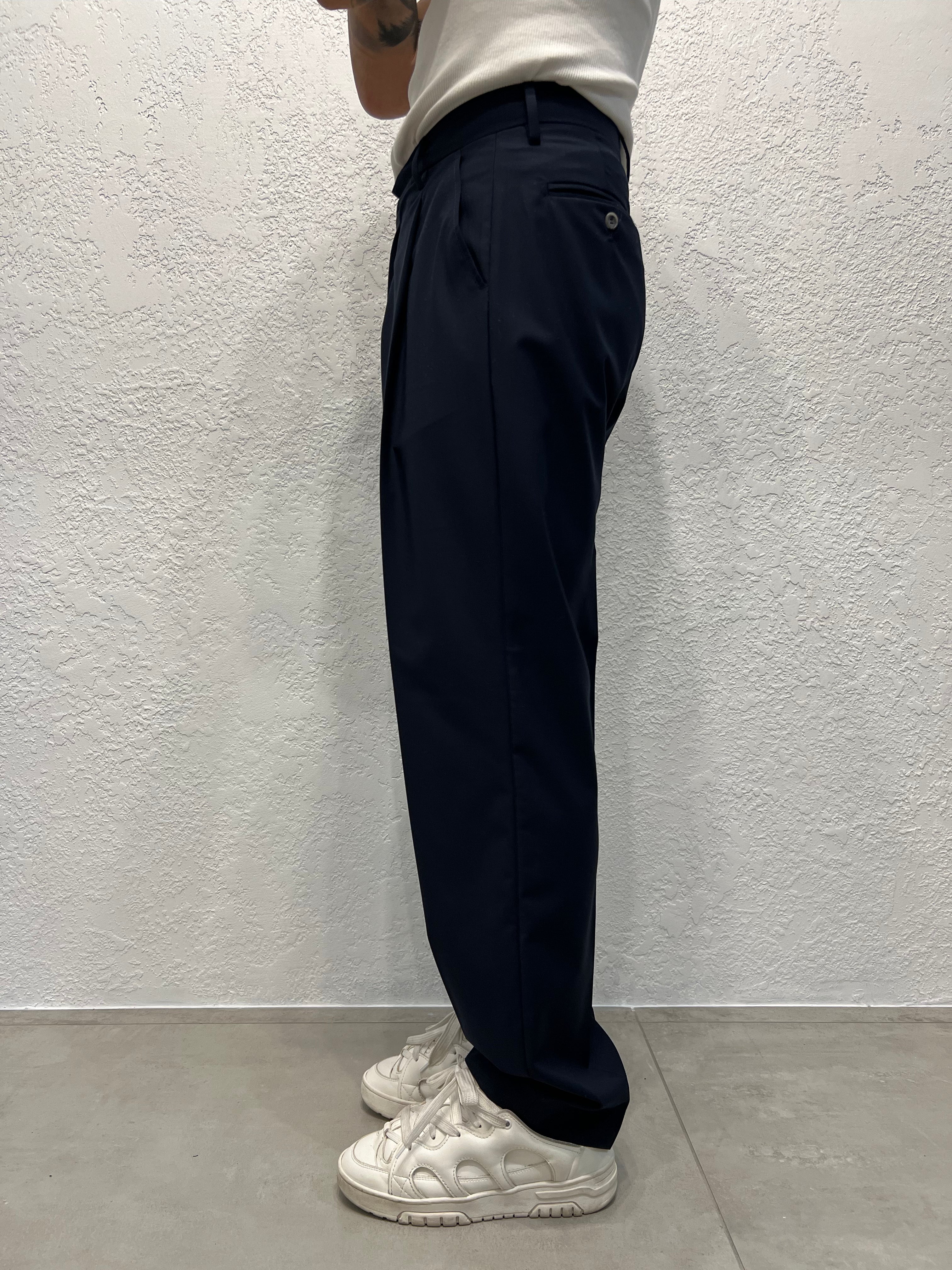 Pantalone Daniel P/E